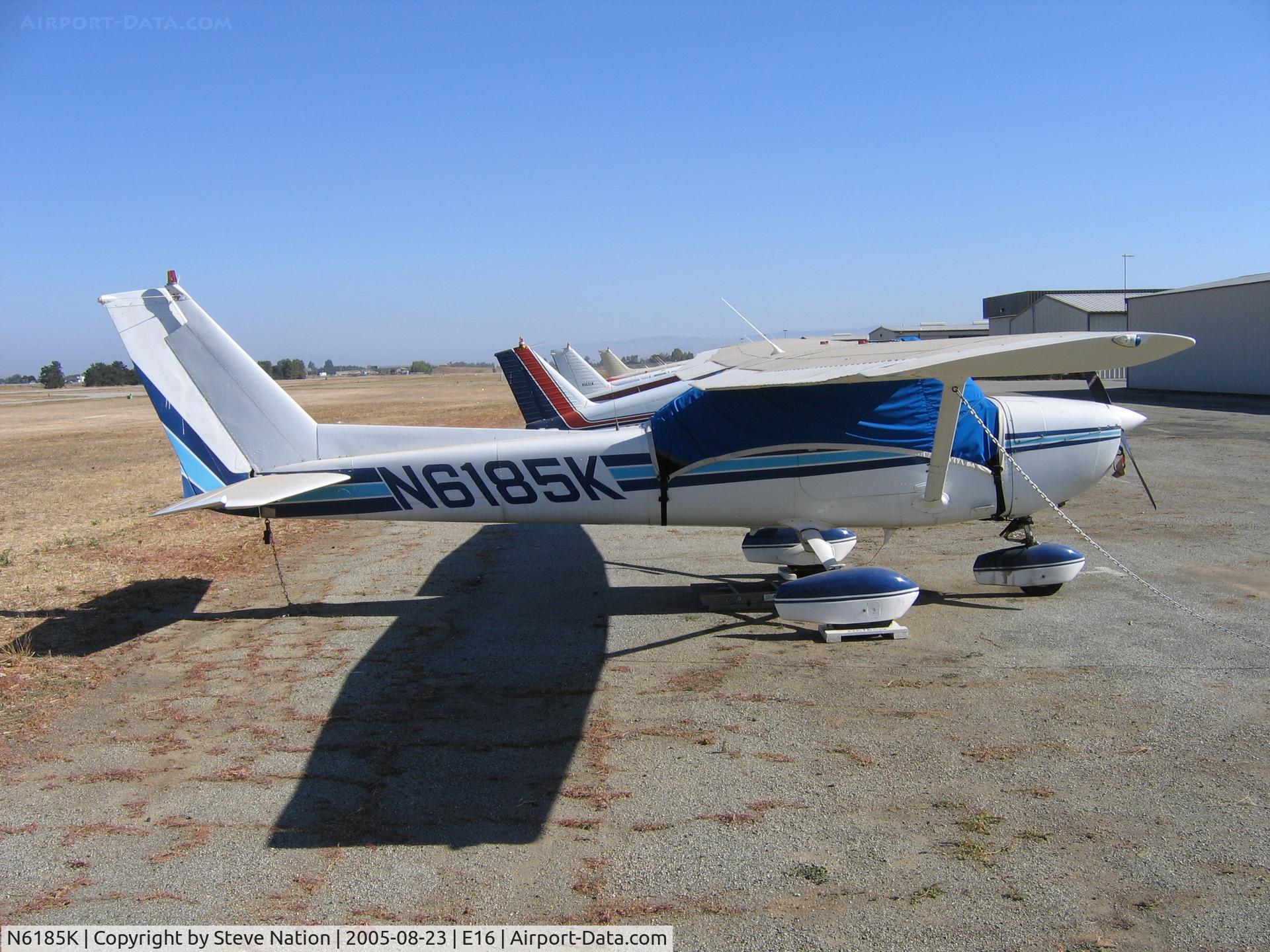 N6185K, 1975 Cessna 150M C/N 15077576, Cessna 150M in summer sun at South County Airport, San Martin, CA