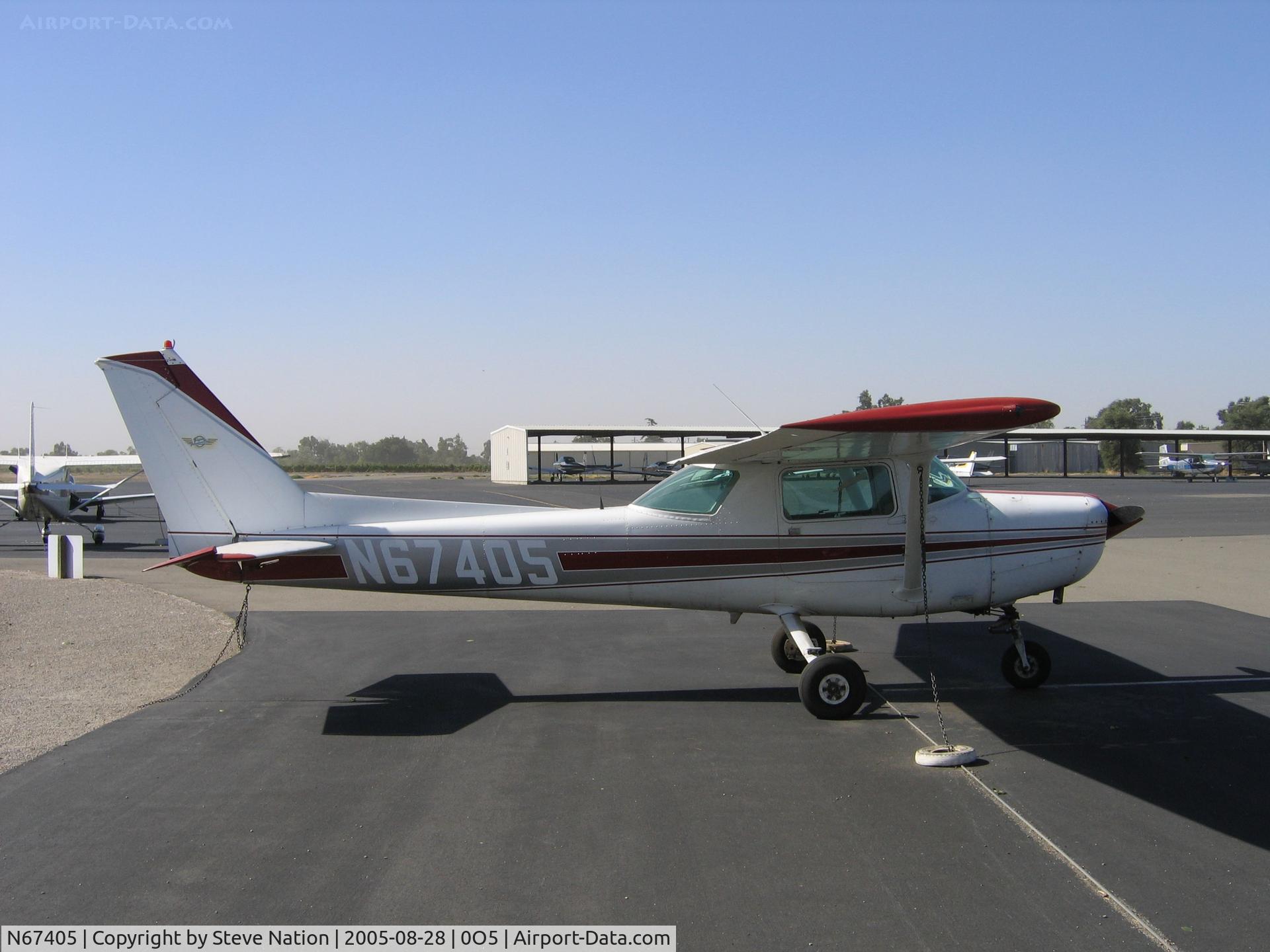 N67405, 1978 Cessna 152 C/N 15281819, Cal Aggie Flying Farmers club Cessna 152 @ University Airport, Davis, CA