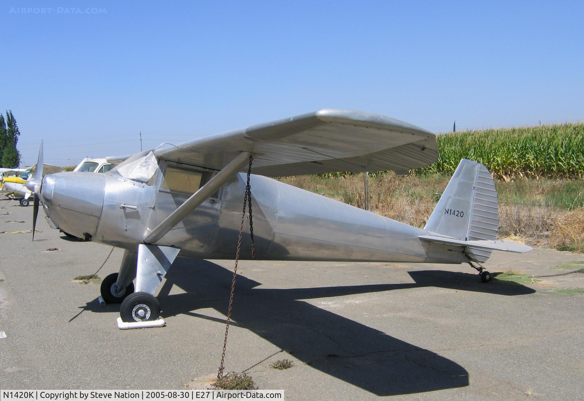 N1420K, 1946 Luscombe 8A C/N 4147, 1946 Luscombe 8A @ Elk Grove, CA (as N1420 minus K!)