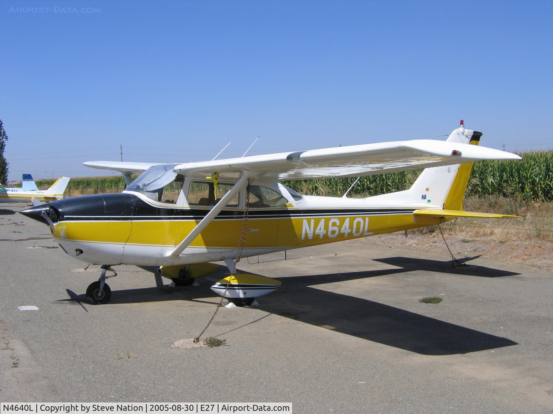 N4640L, 1966 Cessna 172G C/N 17254635, 1966 Cessna 172G @ Elk Grove, CA (with the 