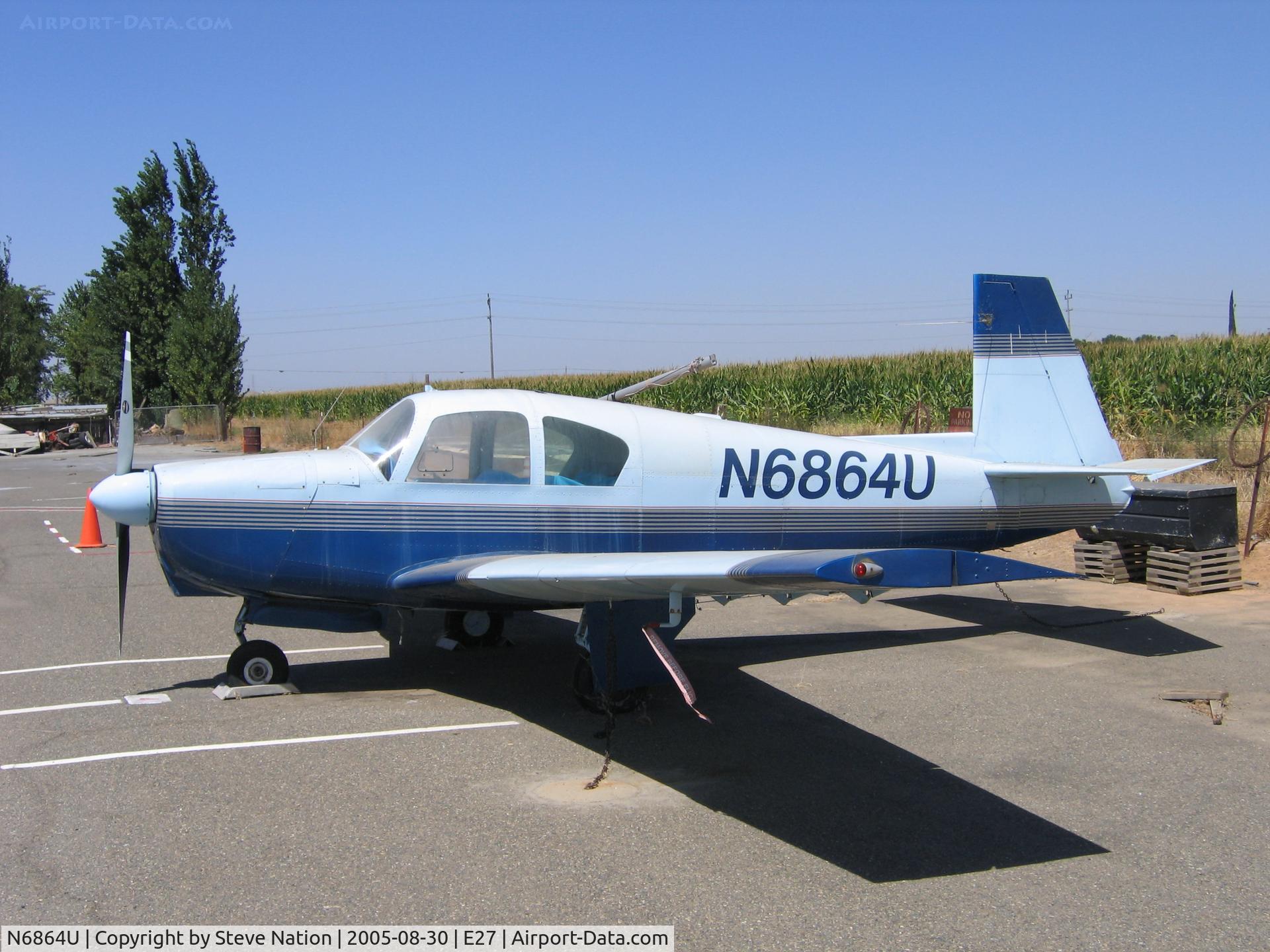 N6864U, Mooney M20C Ranger C/N 2568, Mooney M20C @ Elk Grove, CA