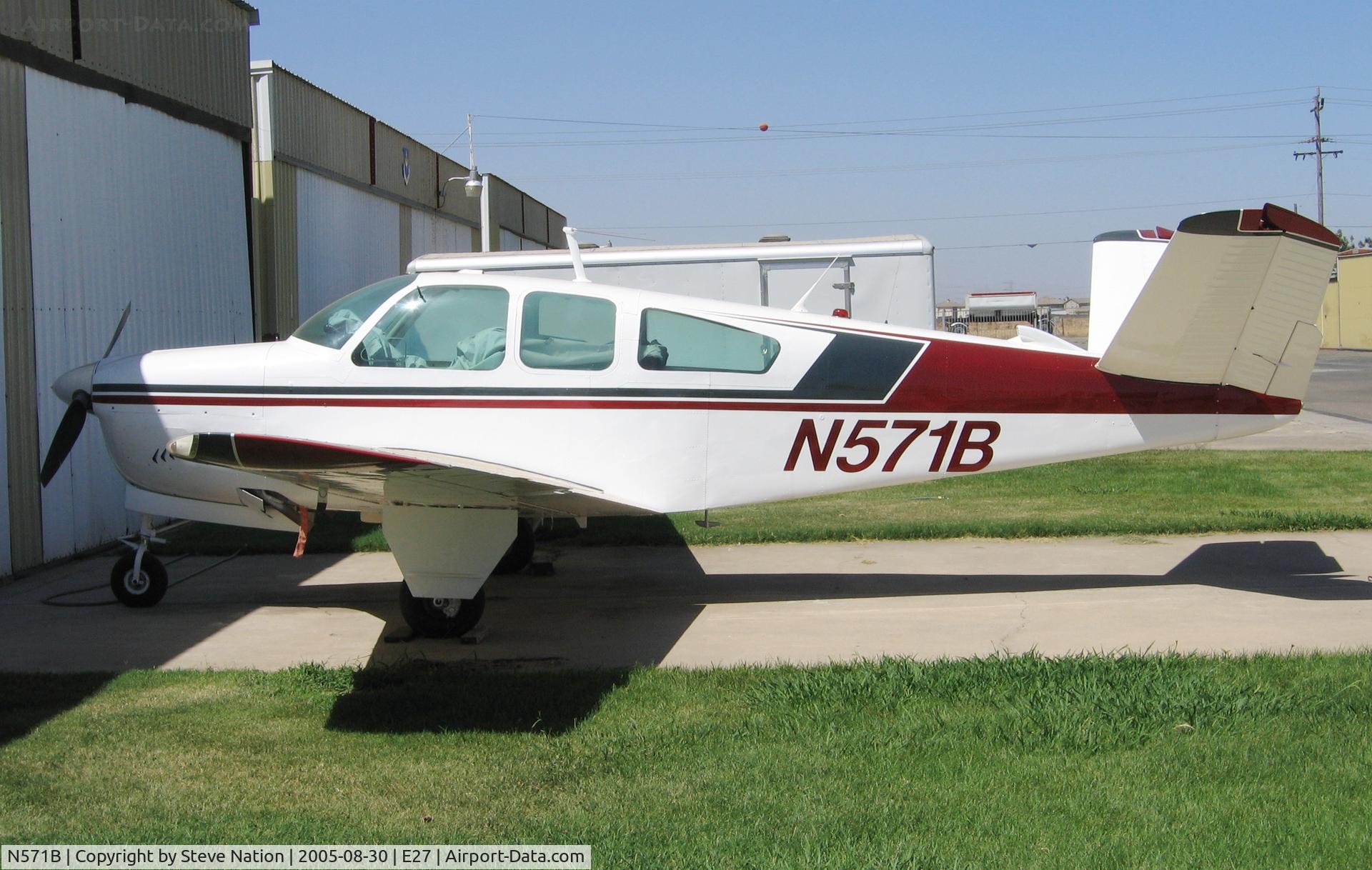 N571B, 1957 Beech J35 Bonanza C/N D-5397, Very sharp 1957 Beech J35 @ Elk Grove, CA