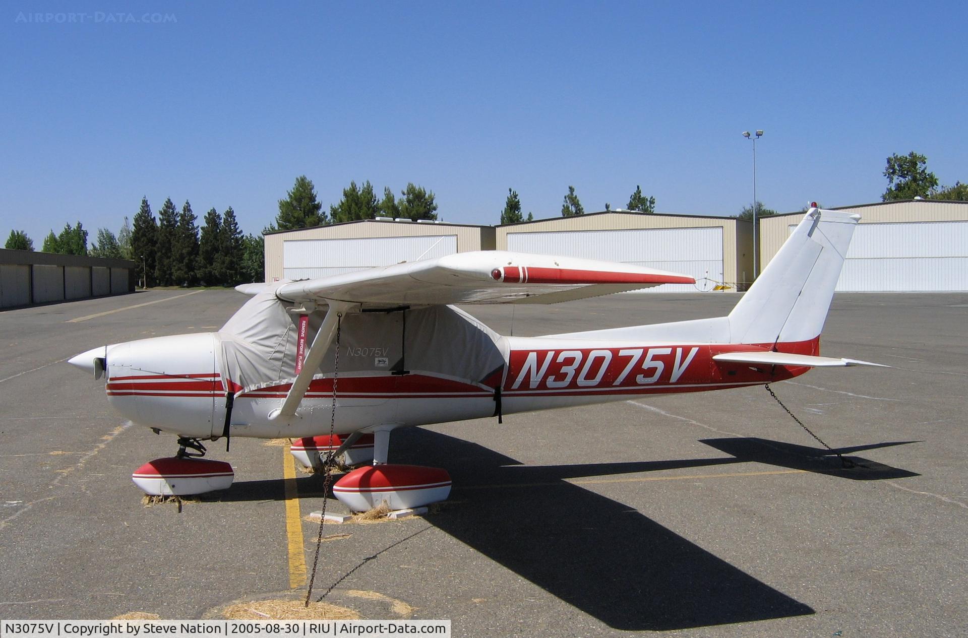 N3075V, 1974 Cessna 150M C/N 15076378, 1974 Cessna 150M @ Rancho Murieta Airport, CA