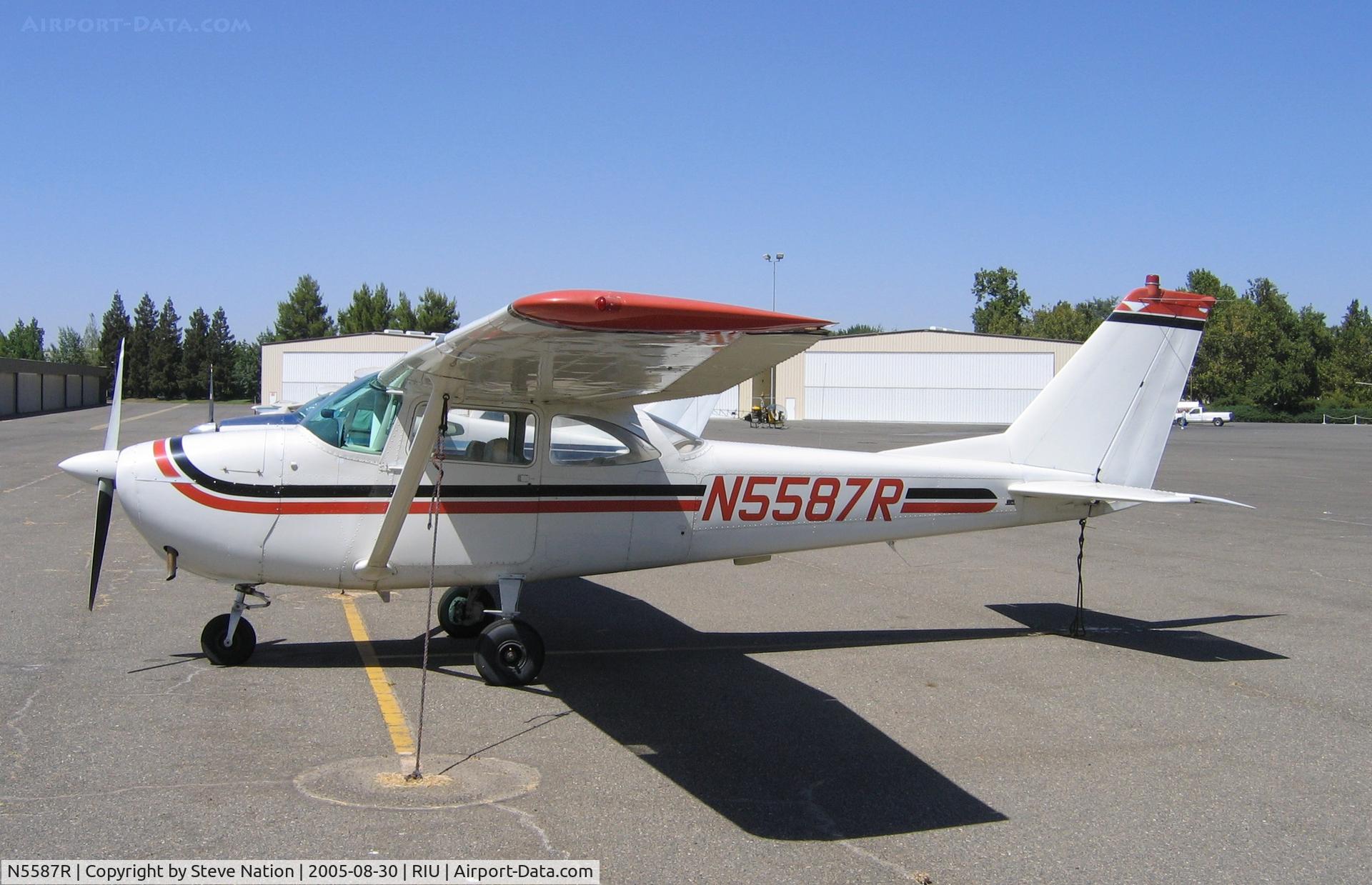 N5587R, 1965 Cessna 172F C/N 17253188, 1965 Cessna 172F @ Rancho Murieta Airport, CA