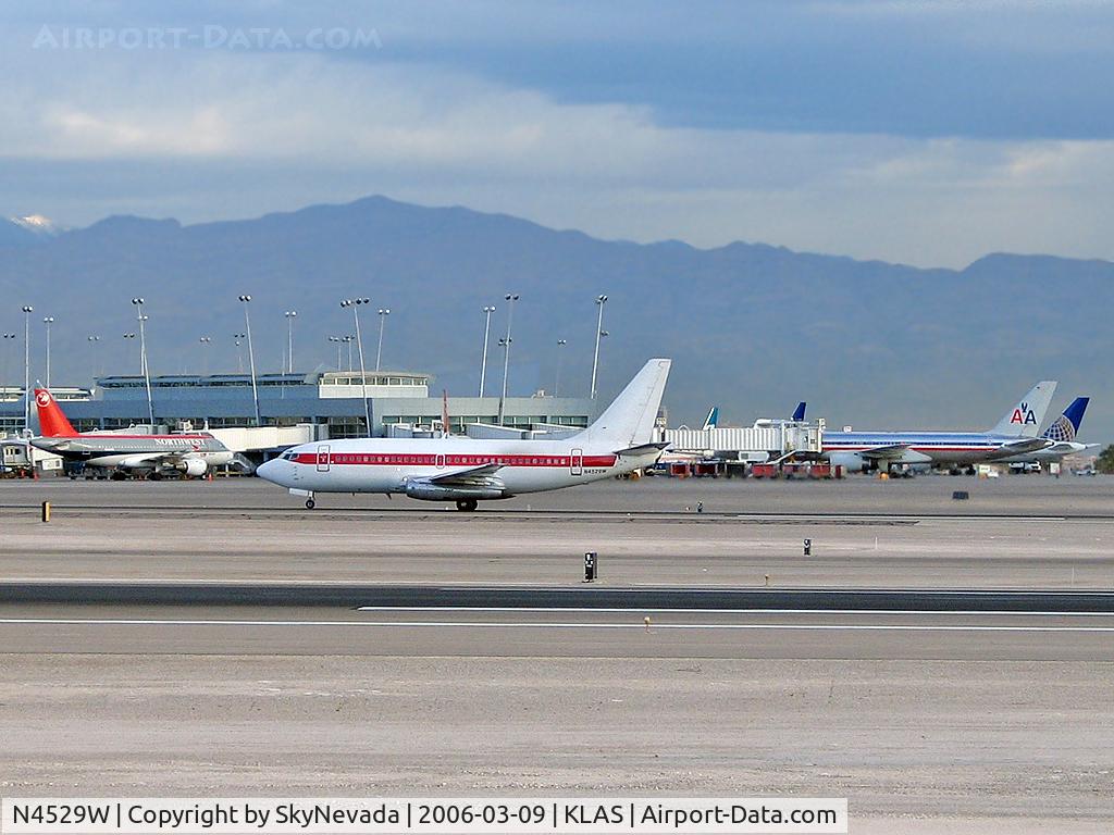 N4529W, 1973 Boeing 737-275 C/N 20785, See, they don't exist! And, as you can see, even the other planes are instructed to look away.