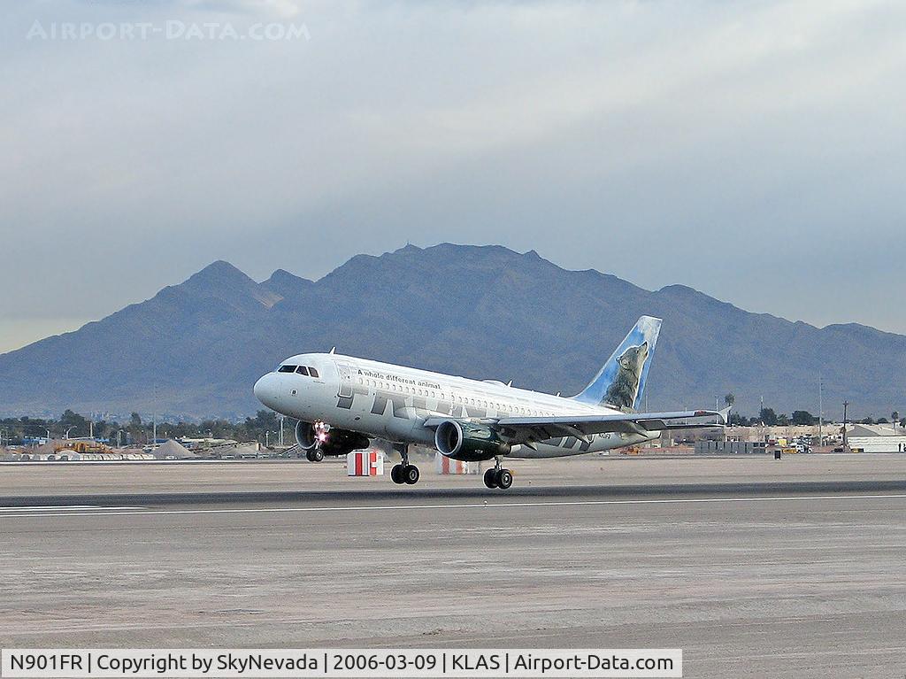 N901FR, 2001 Airbus A319-111 C/N 1488, Frontier Airlines - 'Wolf' / 2001 Airbus Industrie A319-112