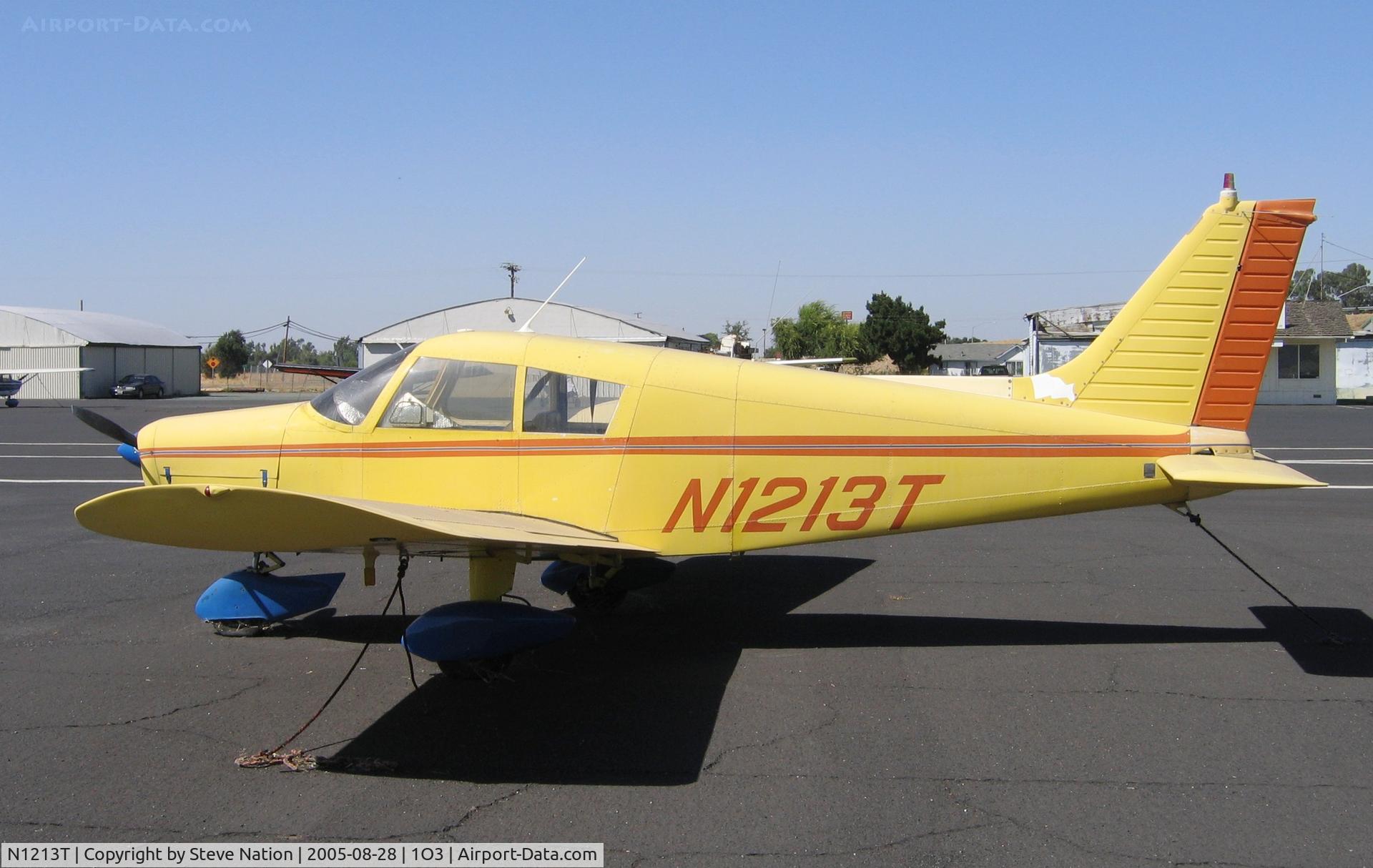 N1213T, 1972 Piper PA-28-140 C/N 28-7225423, Brightly painted 1972 Piper PA-28-140 @ sunny Lodi Airport, CA