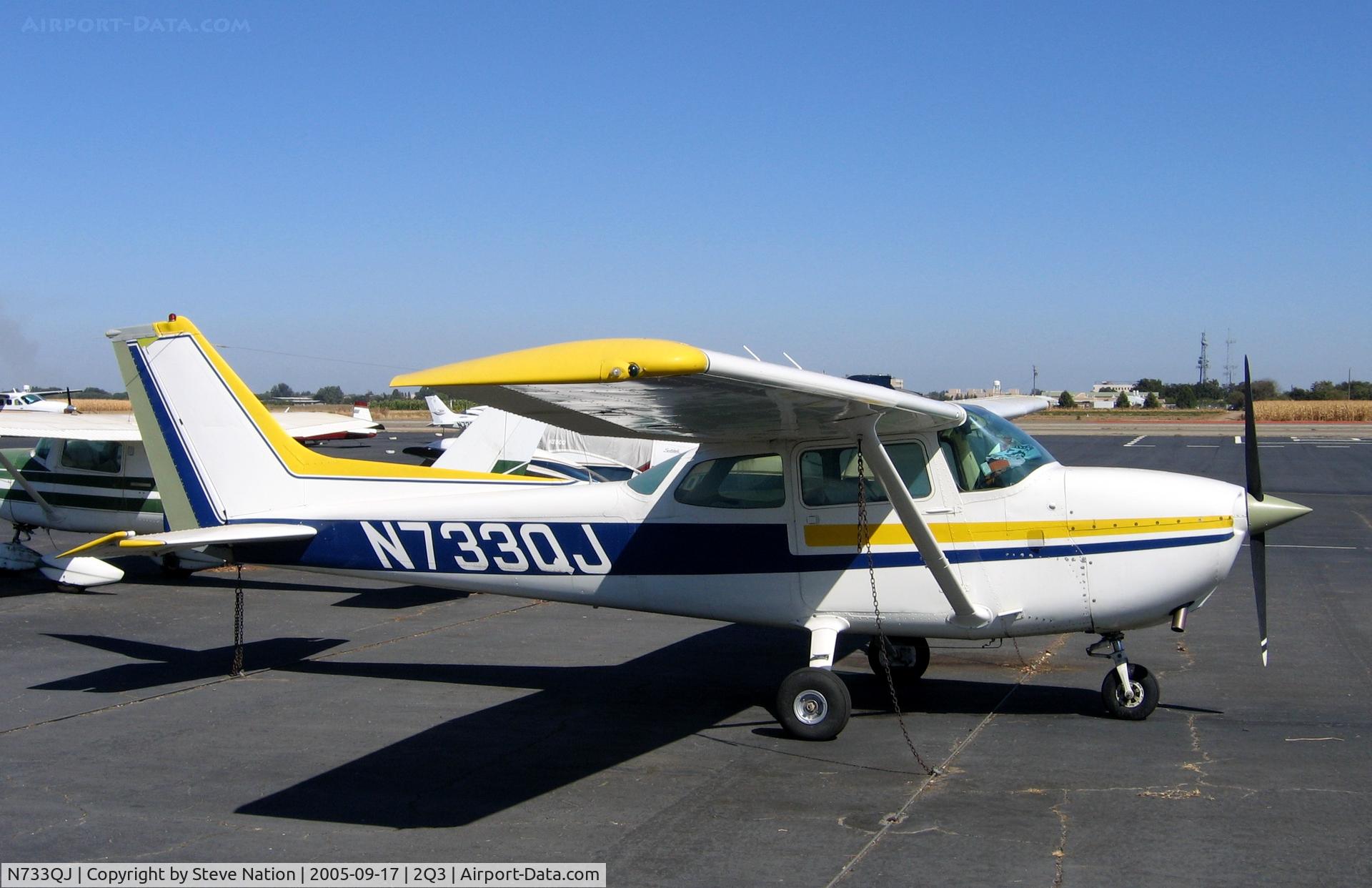 N733QJ, 1976 Cessna 172N C/N 17268463, Sharp paint job on 1976 Cessna 172N @University Airport, Davis, CA