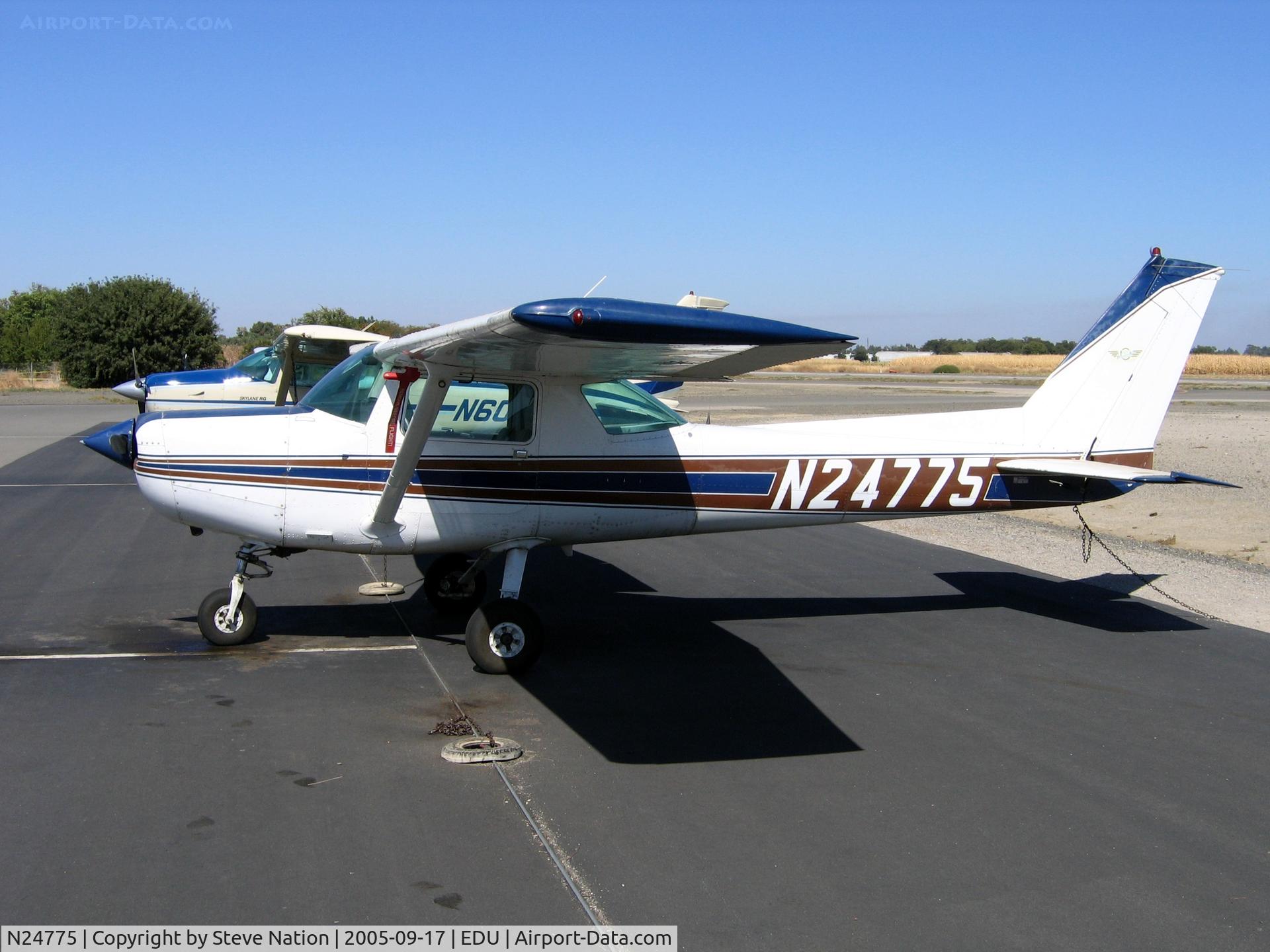 N24775, 1977 Cessna 152 C/N 15280371, Cal Aggie Flying Farmers aero club 1977 Cessna 152 @ University Airport, Davis,  CA