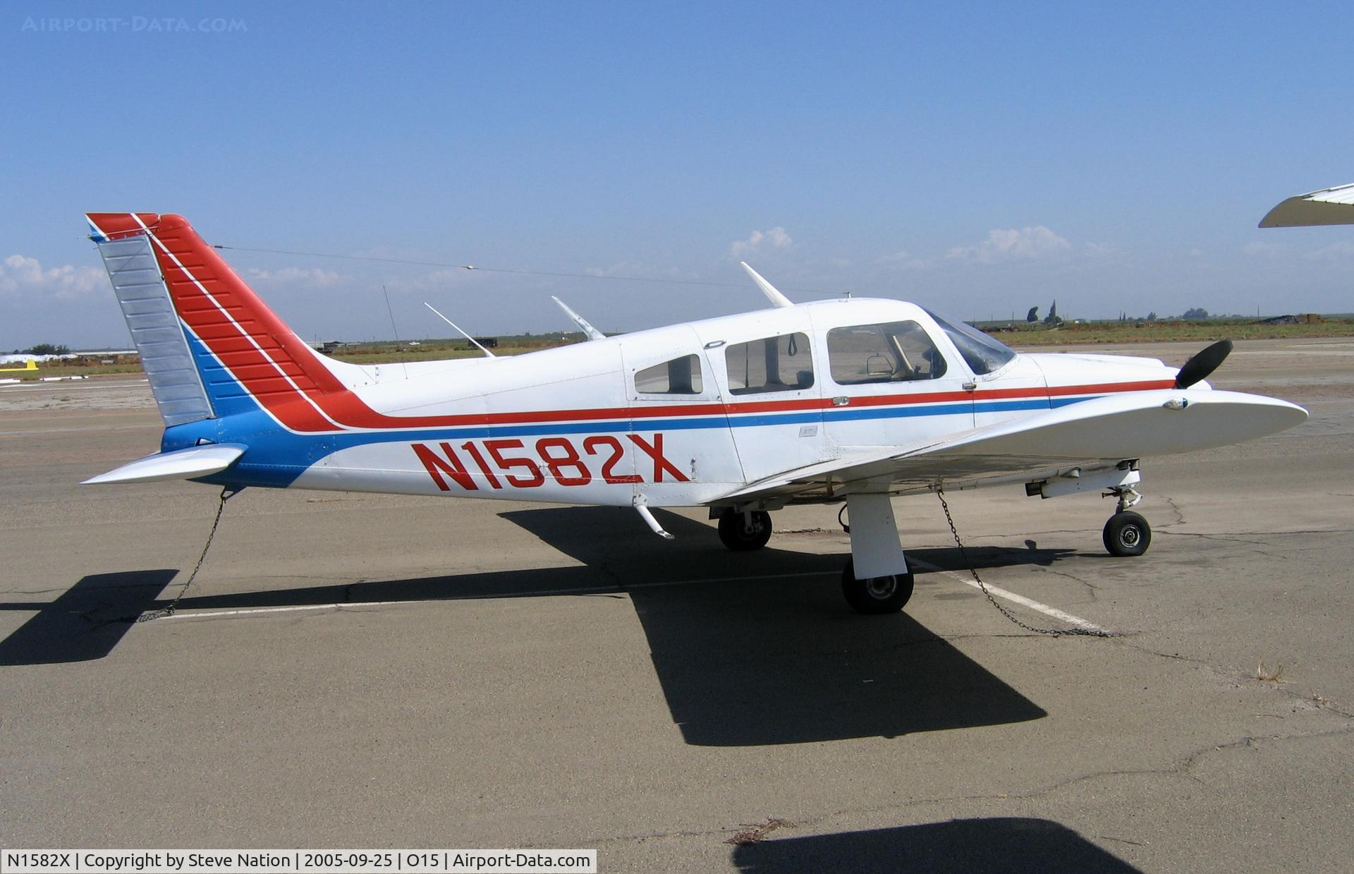 N1582X, 1975 Piper PA-28R-200 Cherokee Arrow C/N 28R-7535340, 1975 Piper PA-28R-200 @ Turlock Municipal Airport, CA