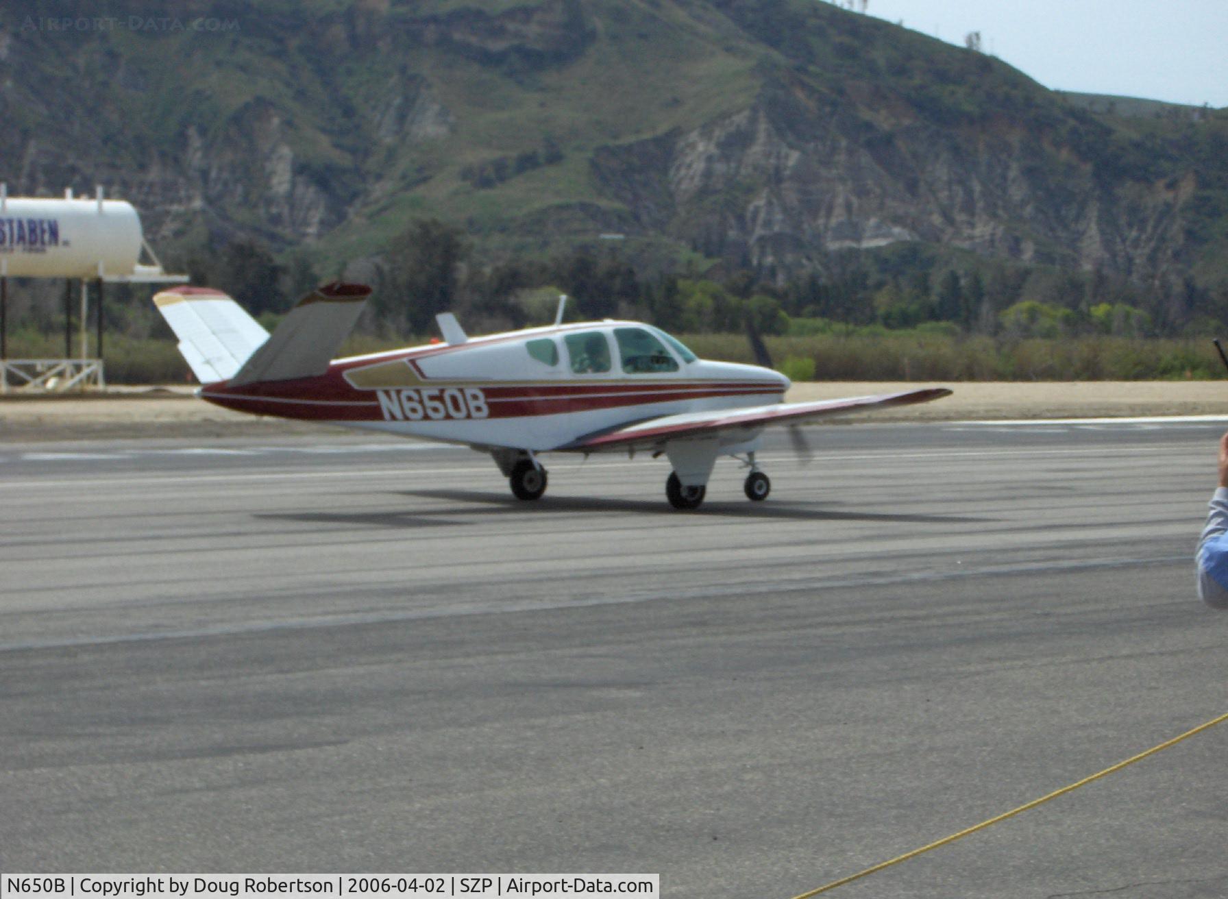 N650B, 1957 Beech H35 Bonanza C/N D-5100, 1957 Beech H35 BONANZA, Continental O-470-G 240 Hp, taxi to Runway 04
