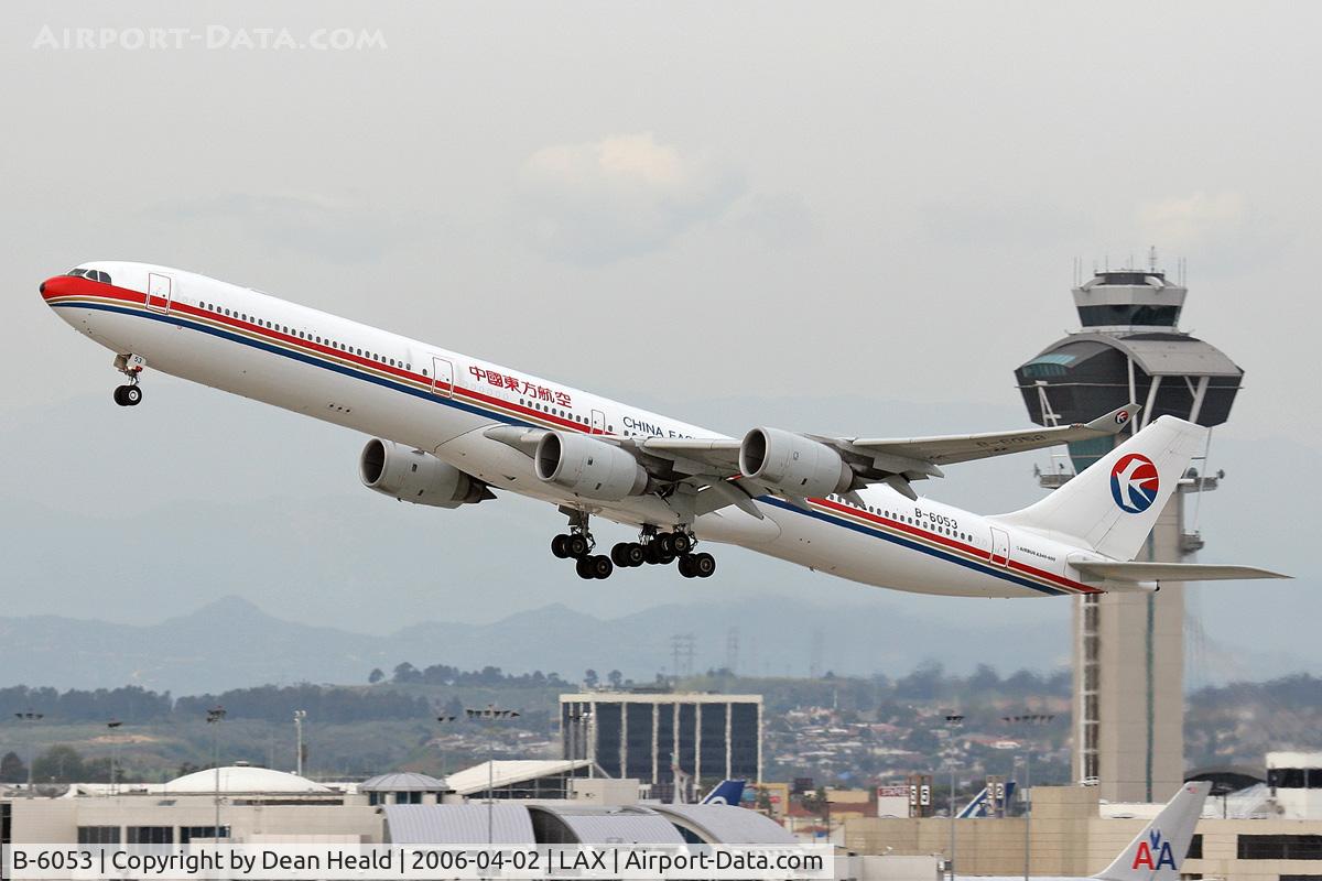 B-6053, 2004 Airbus A340-642 C/N 577, China Eastern A-340-642 B-6053 (FLT CES586) departing LAX RWY 25R enroute to Shanghai Pudong (ZSPD), China.