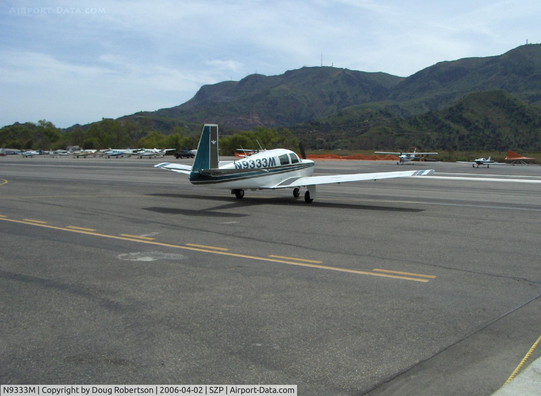 N9333M, 1966 Mooney M20E C/N 1265, 1966 Mooney M20E SUPER 21, Lycoming O&VO-360 200 Hp, holding short Runway 04/22