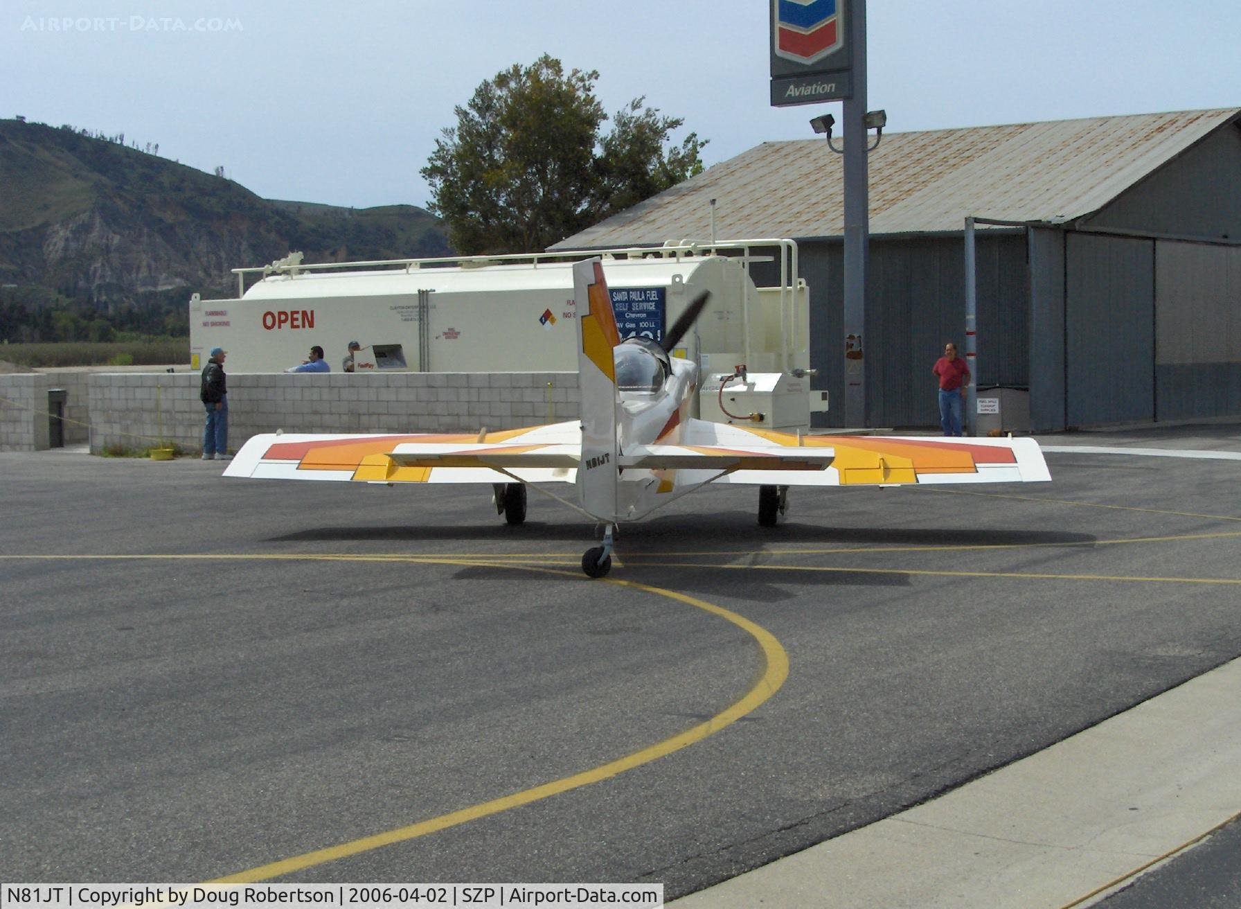 N81JT, 1982 Jurca MJ-5 Sirocco C/N 50, 1982 Tumilowicz MJ-5 Sirocco, Lycoming IO-360 A&C 220 Hp, retractible main gear, taxi to refuel