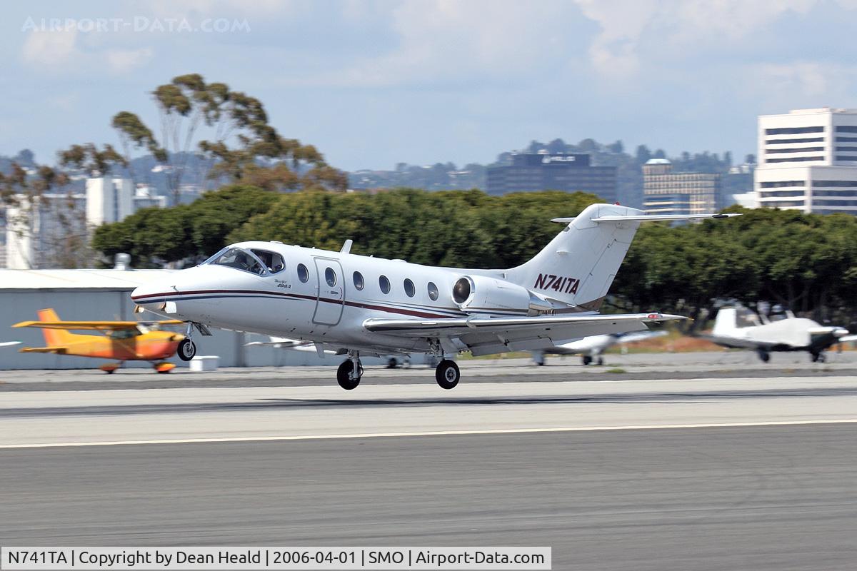 N741TA, 1998 Beech 400A Beechjet C/N RK-201, Flight Options 1998 Raytheon Aircraft Company 400A N741TA arriving RWY 21 from Yuba Co (KMYV).