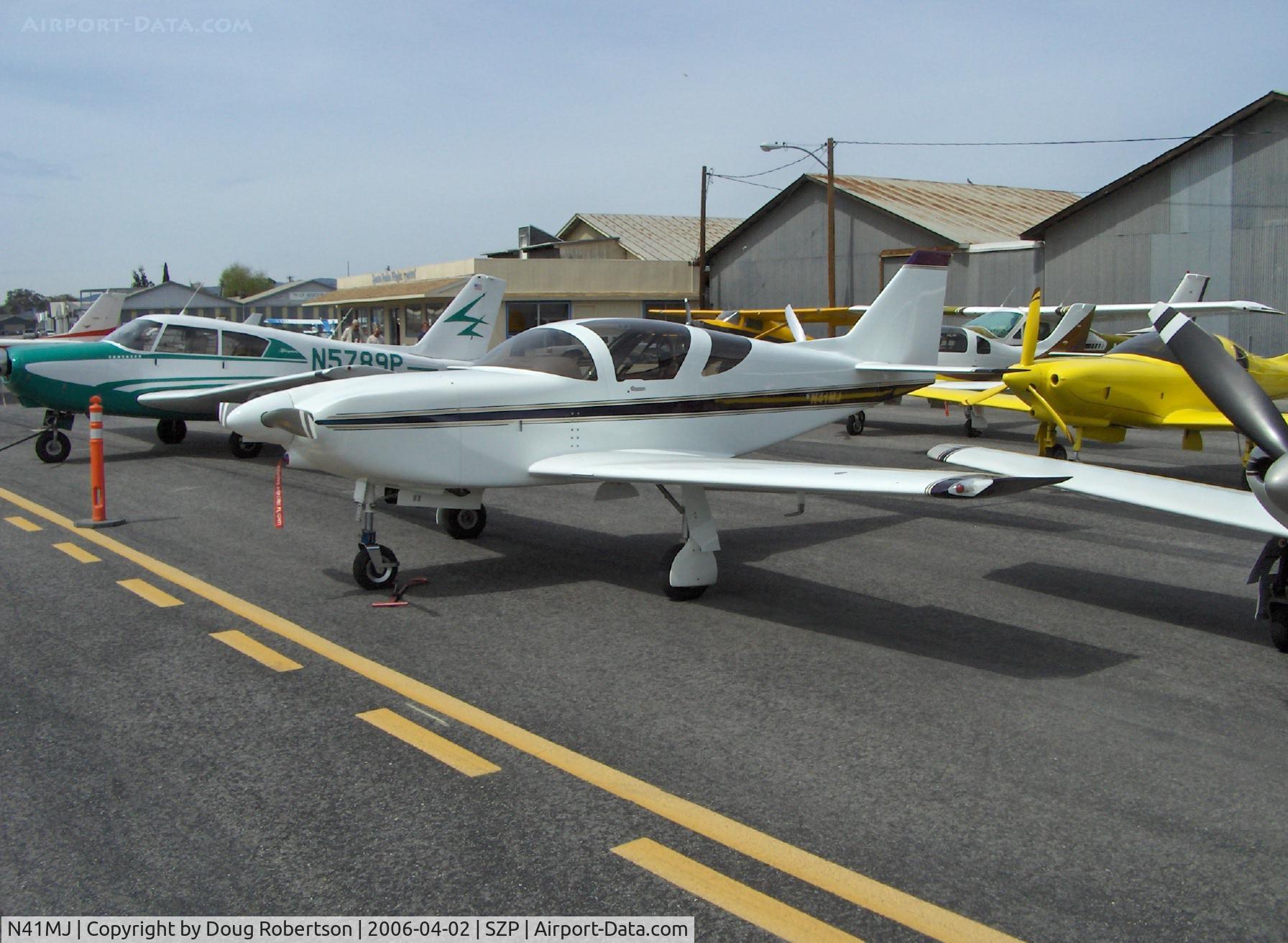 N41MJ, Stoddard-Hamilton Glasair II-S RG C/N 2079, James GLASAIR II S RG, Champion Award-Custom Built (kit)-Oshkosh 2002