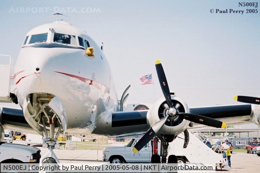N500EJ, 1945 Douglas C-54E Skymaster (DC-4A) C/N DO316, Spirit Of Berlin, up close and personal