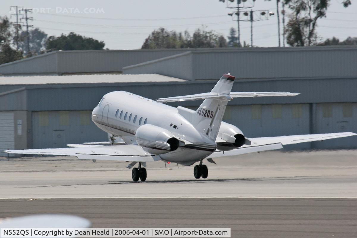 N552QS, 1997 Raytheon Hawker 1000 C/N 259052, NetJets N552QS lifting off from RWY 21 enroute to Phoenix Sky Harbor International Airport (KPHX) - Phoenix, AZ.