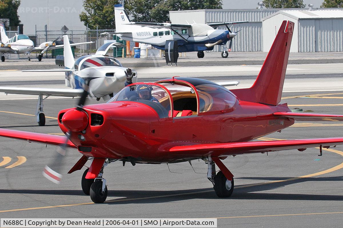 N688C, SIAI-Marchetti SF-260C C/N 466/37-004, Siai-Marchetti SF260 NX688C NX688C - pilot taking the time to wave to us.
