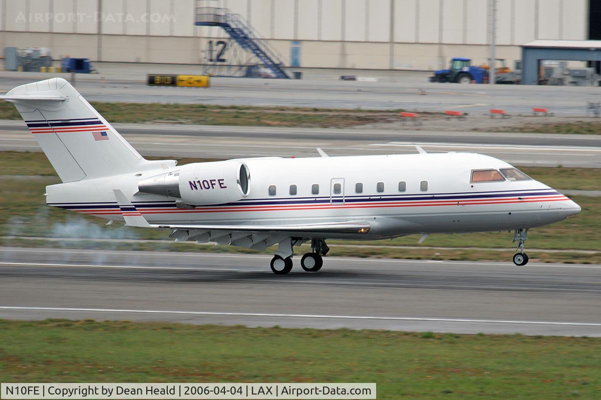N10FE, 1995 Canadair Challenger 600S (CL-600-1A11) C/N 1074, FedEx 1995 Canadair CL-600-2B16 (Challenger), from Memphis, TN, touching down on RWY 7R.