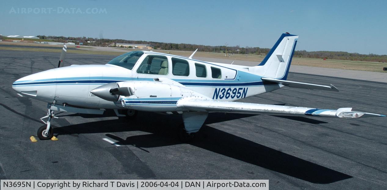 N3695N, 1980 Beech 58 Baron C/N TH-1192, 1980 Beech 58  in Danville Va.