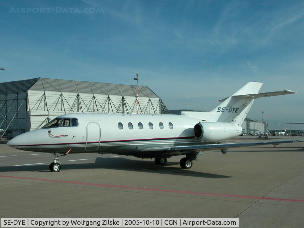 SE-DYE, 1998 Raytheon Hawker 800XP C/N 258382, visitor
