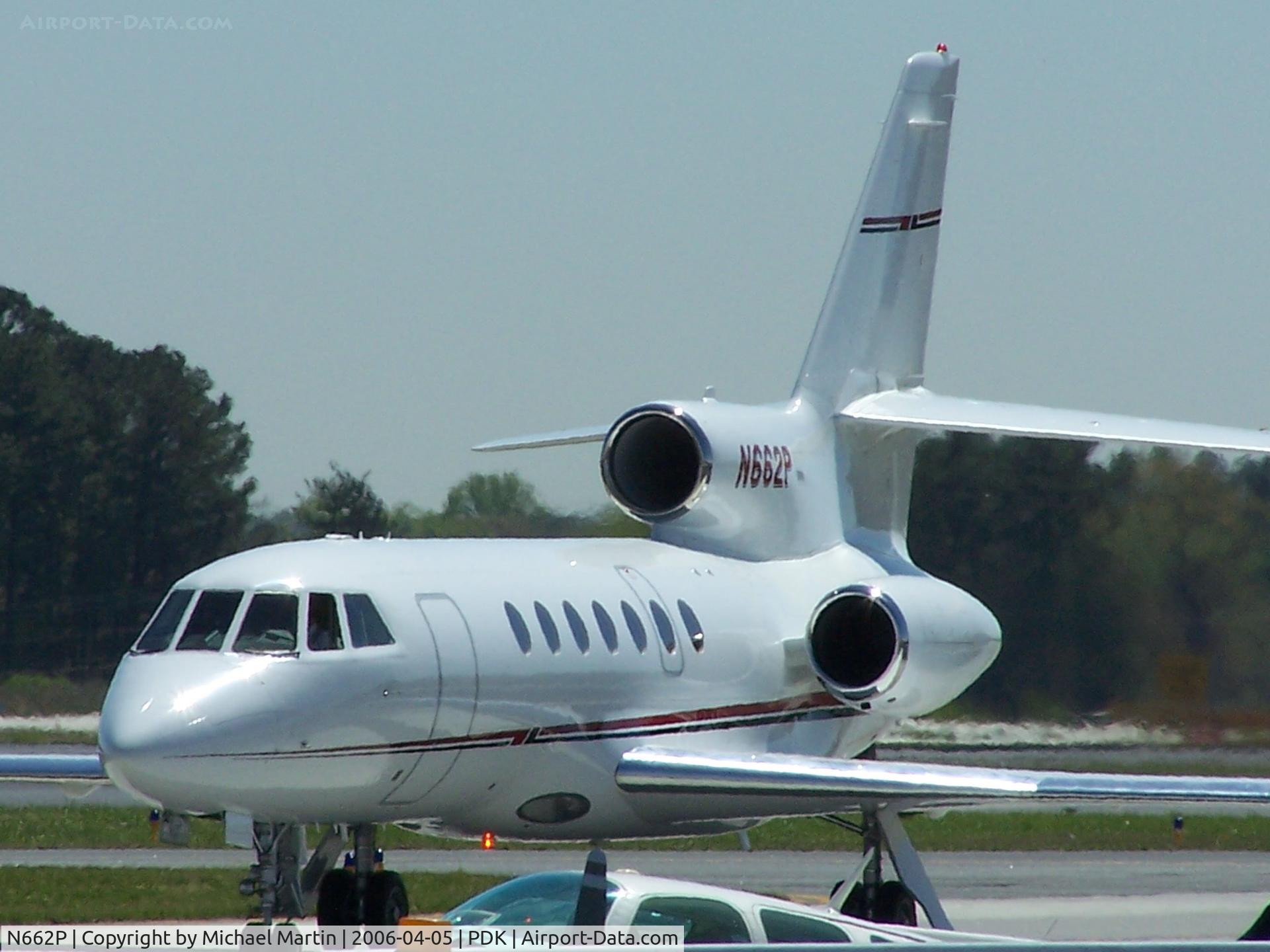 N662P, 1998 Dassault Falcon 900EX C/N 028, Conoco Phillips visiting Atlanta