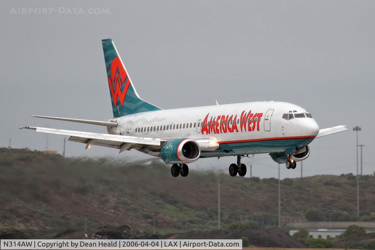 N314AW, 1987 Boeing 737-3S3 C/N 23733, America West N314AW (FLT AWE110) arriving from Las Vegas to RWY 7R.