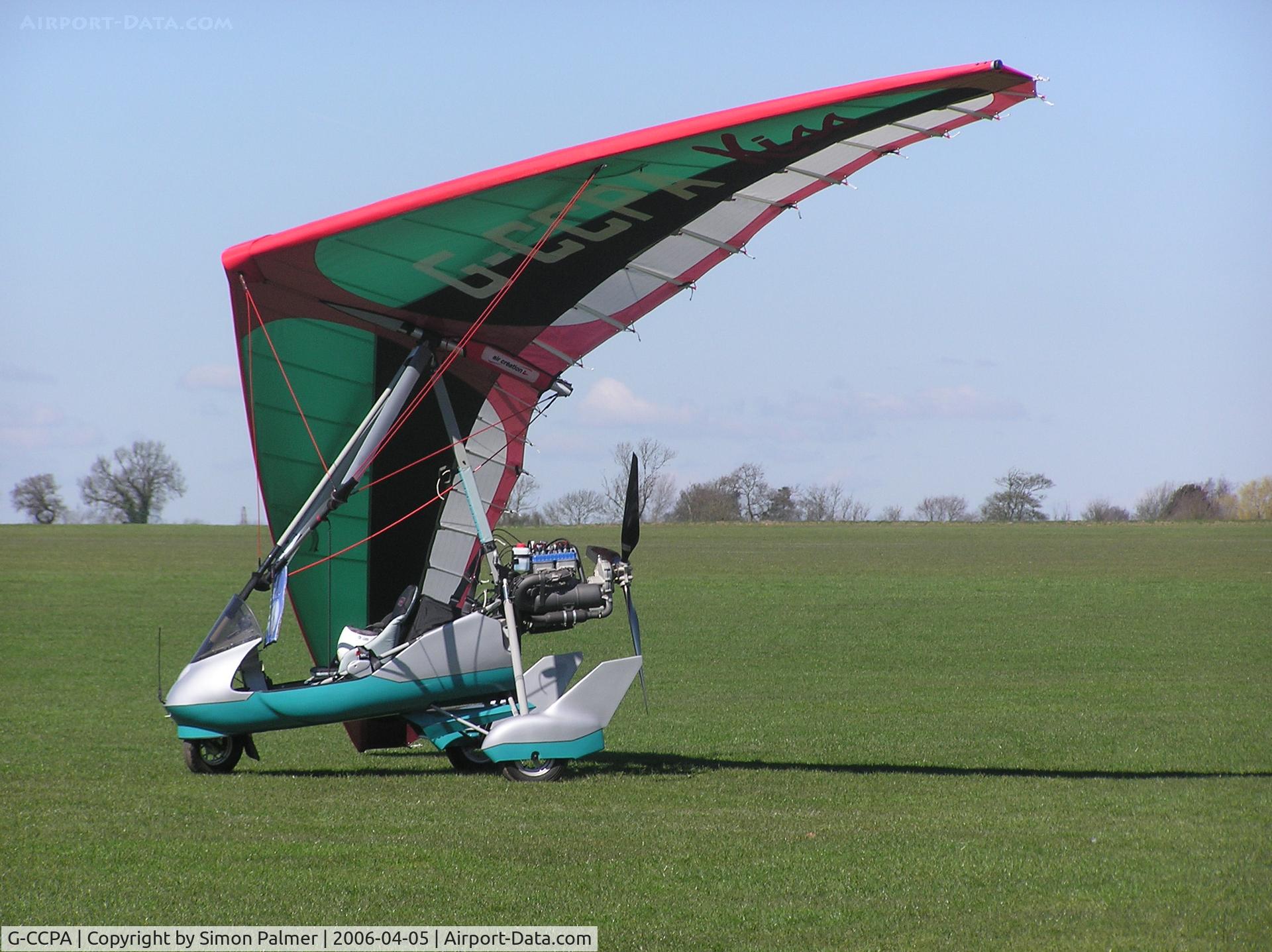 G-CCPA, 2004 Air Creation Kiss 400-582(1) C/N BMAA/HB/334, Kiss microlight at Sywell