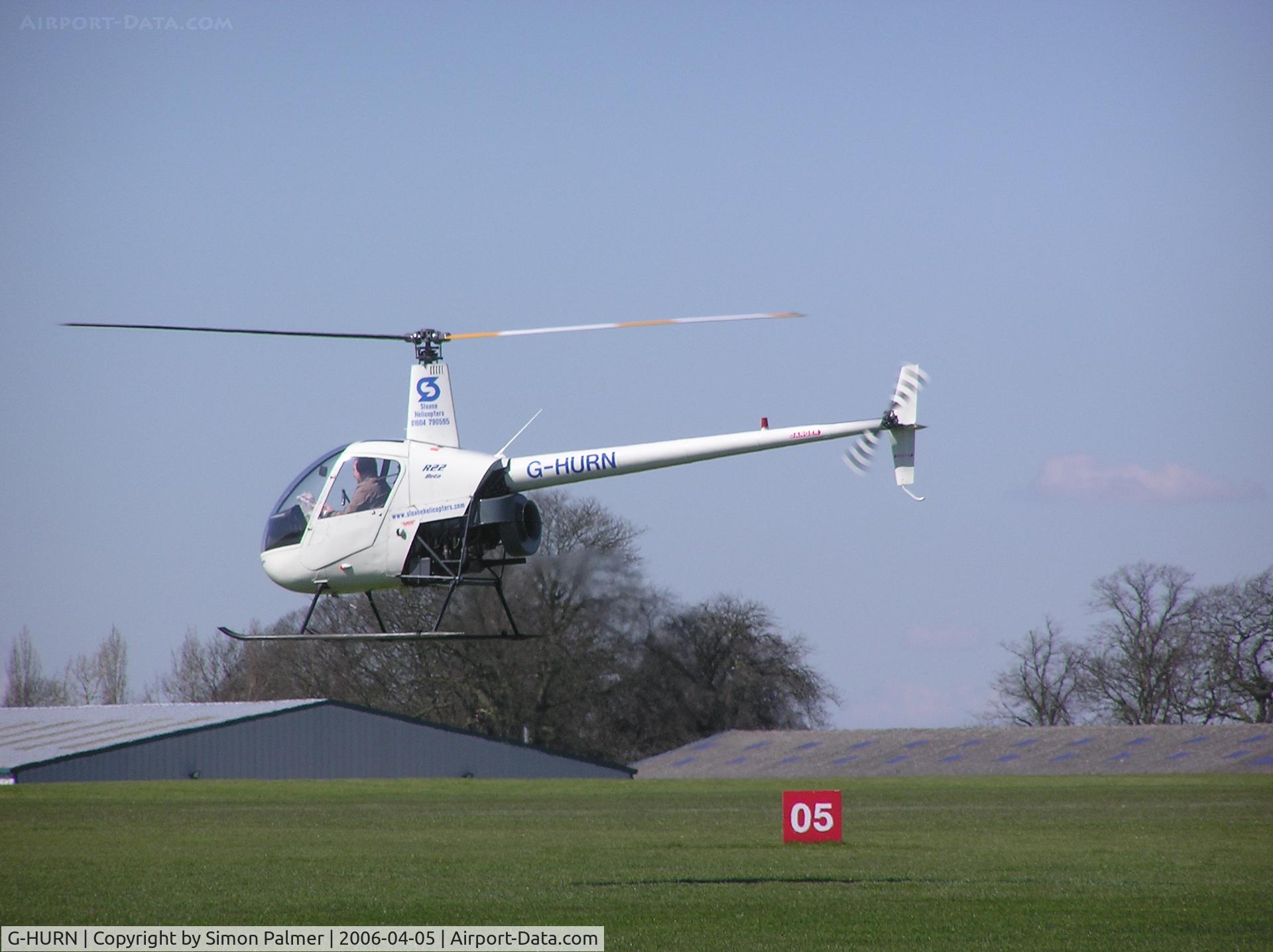 G-HURN, 1990 Robinson R22 Beta C/N 1441, Robinson R22 at Sywell