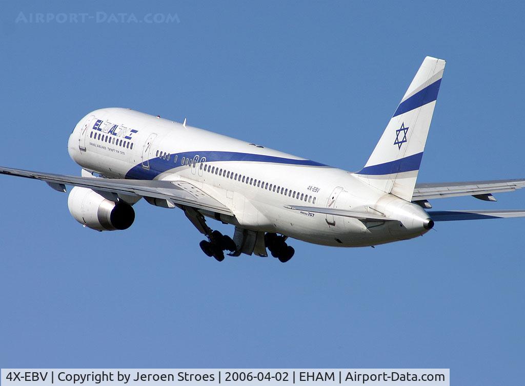 4X-EBV, 1993 Boeing 757-258 C/N 26054, Leaving rwy 24 for a flight back to Israel