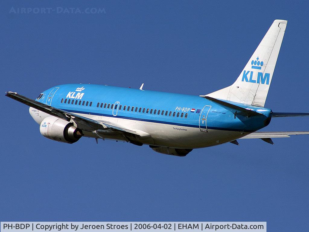 PH-BDP, 1989 Boeing 737-306 C/N 24404, all blue, find the aircraft