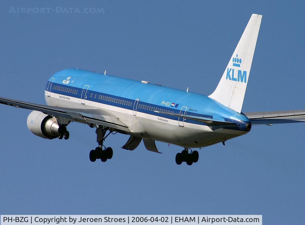 PH-BZG, 1996 Boeing 767-306/ER C/N 27960, The B767's will soon replaced by the A330's
