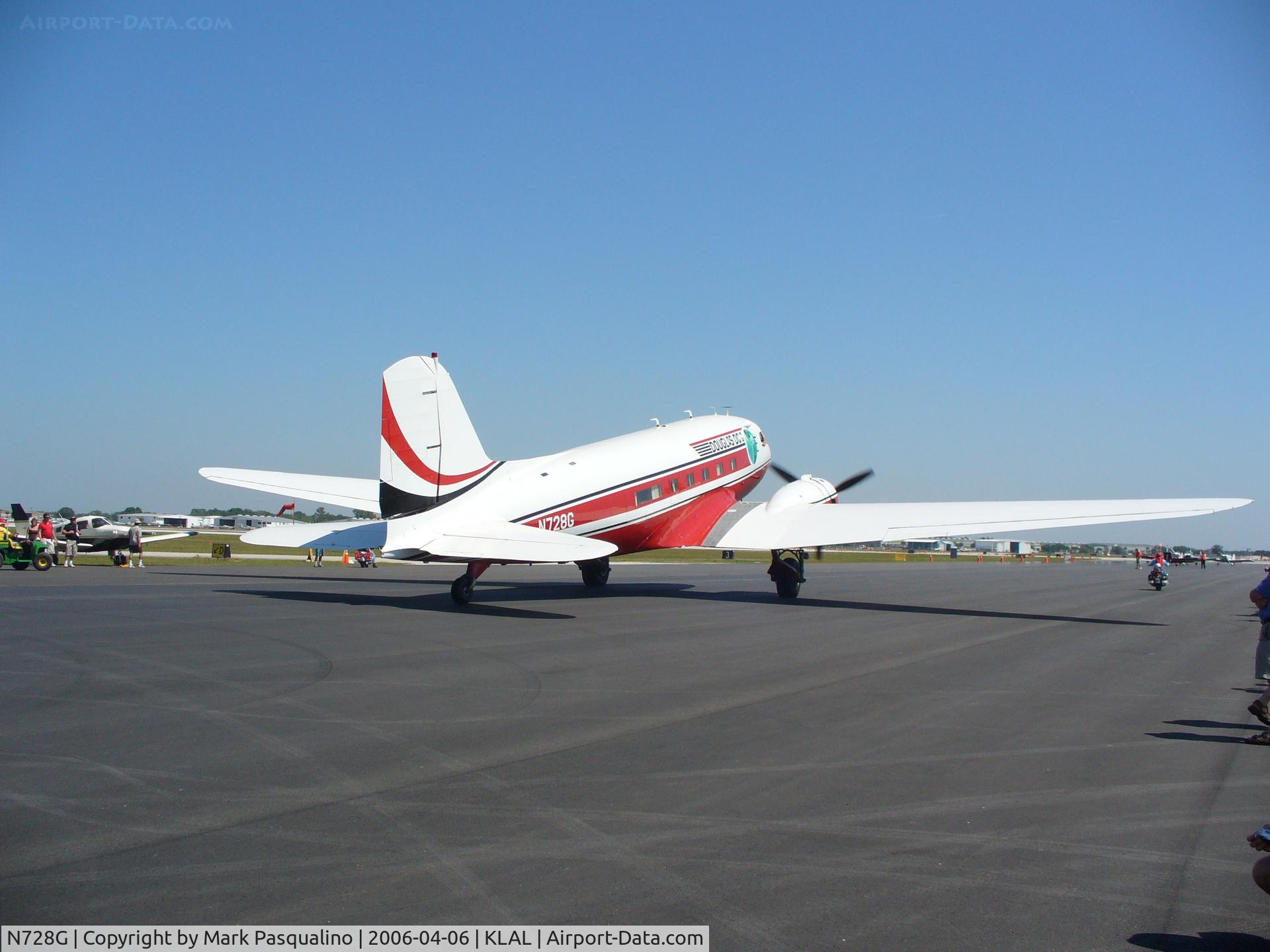 N728G, 1942 Douglas DC-3C (C-47-DL) C/N 4359, DC-3