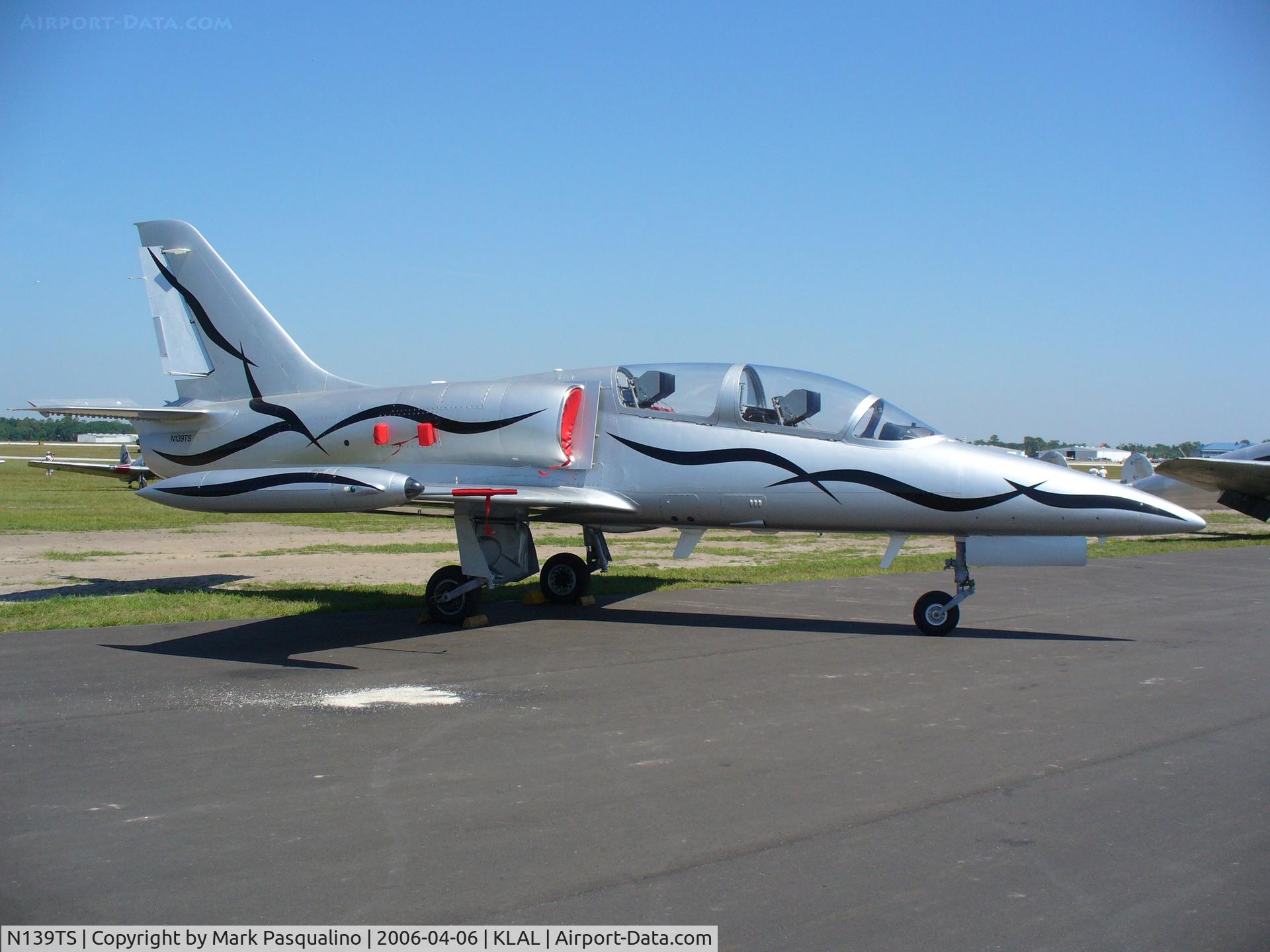 N139TS, 1989 Aero L-39C Albatros C/N 934875, L39C