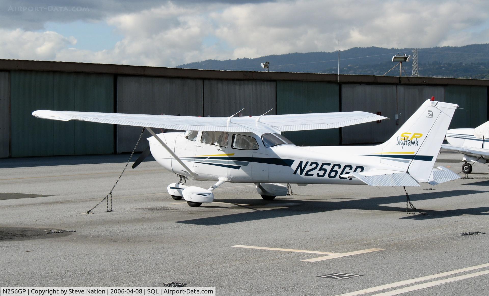 N256GP, 2002 Cessna 172S C/N 172S9256, 2002 Cessna 172S @ San Carlos Airport, CA in rare spring 2006 sunshine