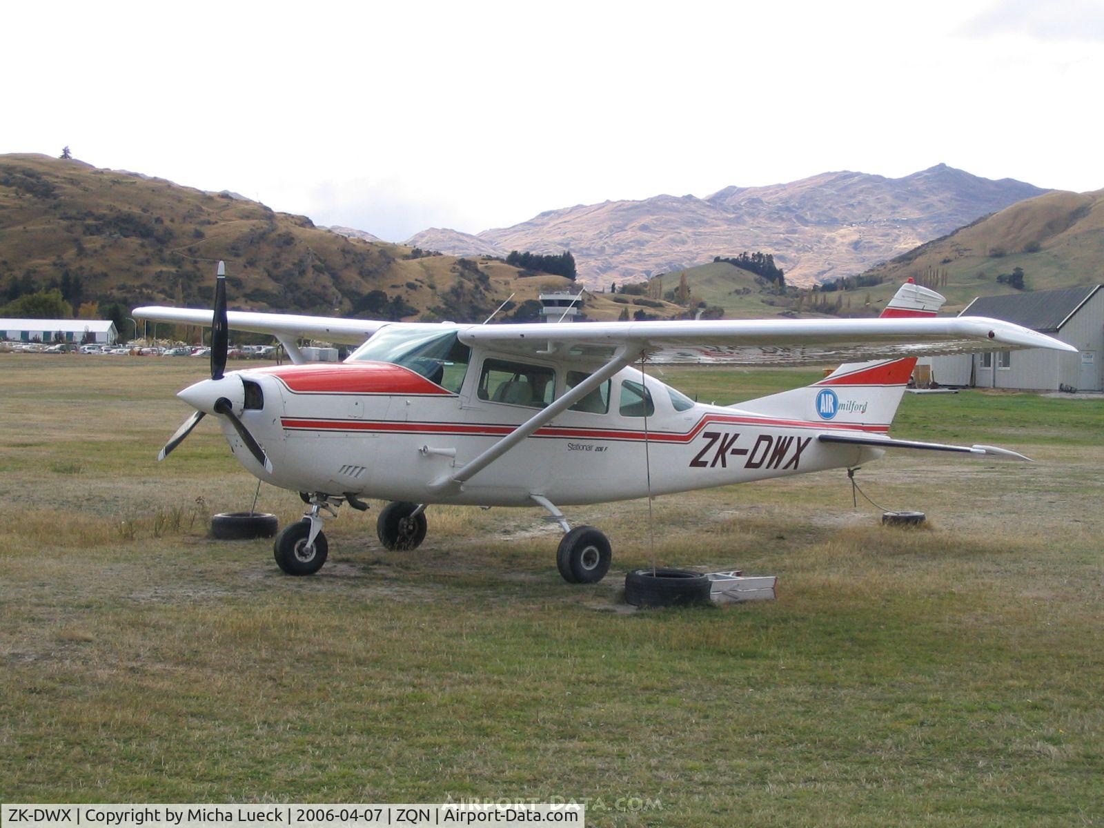 ZK-DWX, Cessna U206F Stationair C/N U20602641, In Queenstown