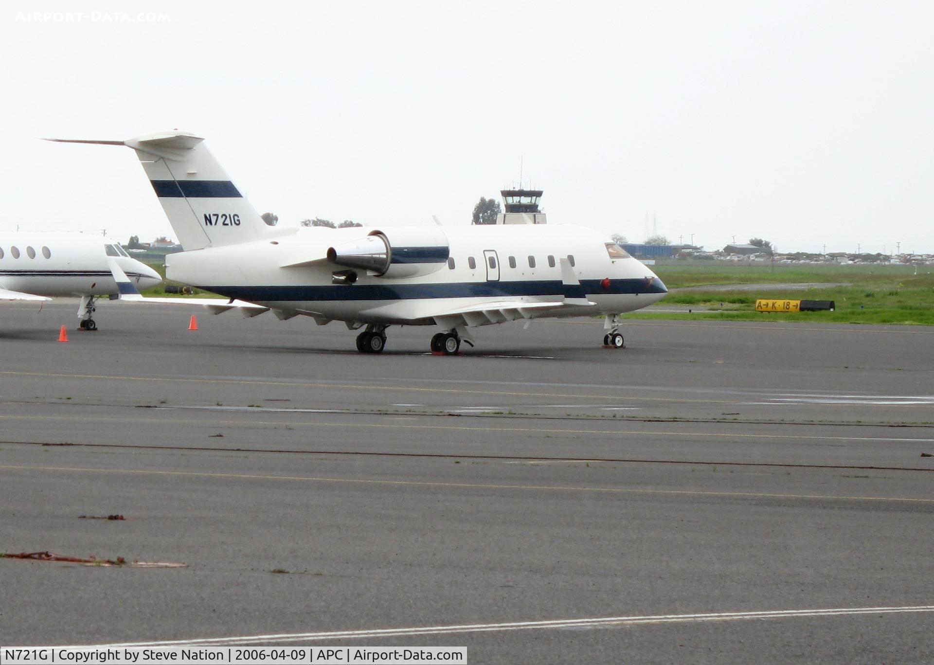 N721G, 1992 Canadair Challenger 601-3A (CL-600-2B16) C/N 5109, 1992 Canadair CL-600-2B16 @ rainy Bridgeford A/S ramp Napa County Airport, CA