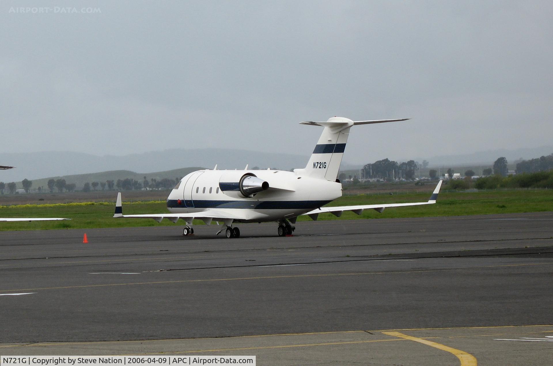 N721G, 1992 Canadair Challenger 601-3A (CL-600-2B16) C/N 5109, 1992 Canadair CL-600-2B16 @ rainy Bridgeford A/S ramp Napa County Airport, CA