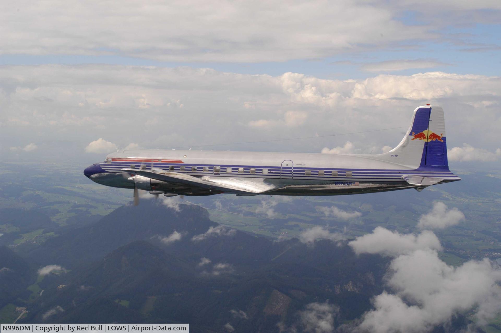 N996DM, 1958 Douglas DC-6B C/N 45563, First flight after overhaul. August 2004