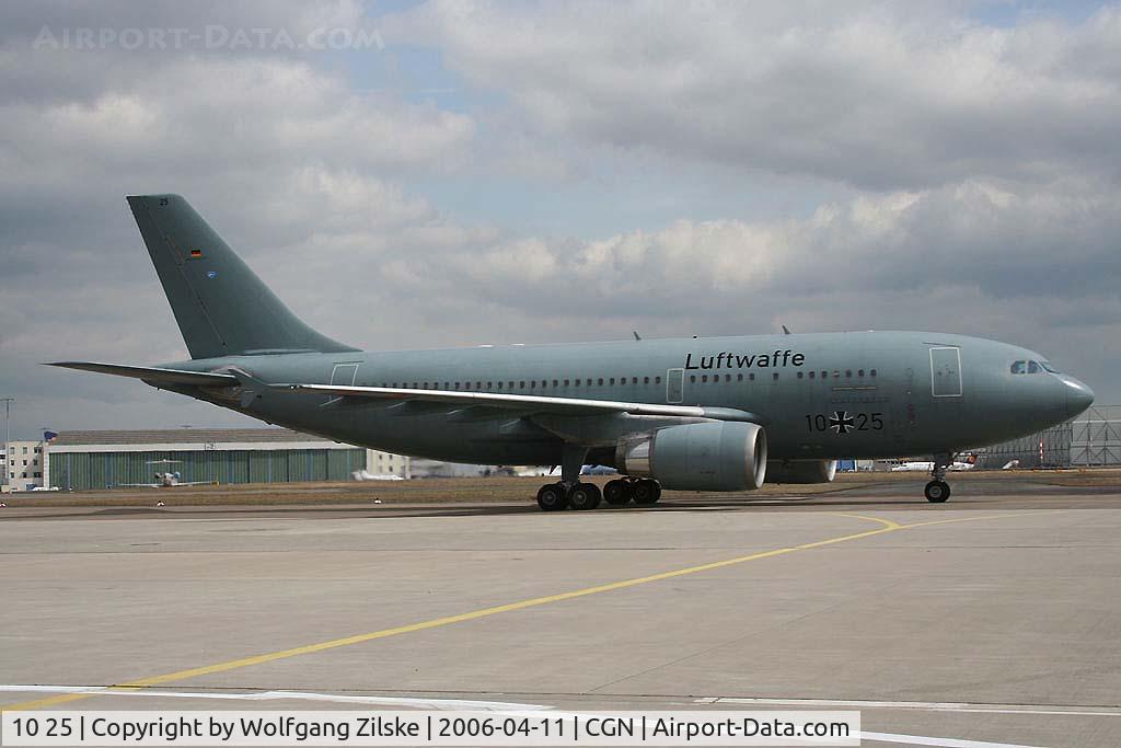 10 25, 1988 Airbus A310-304/MRTT C/N 484, Based