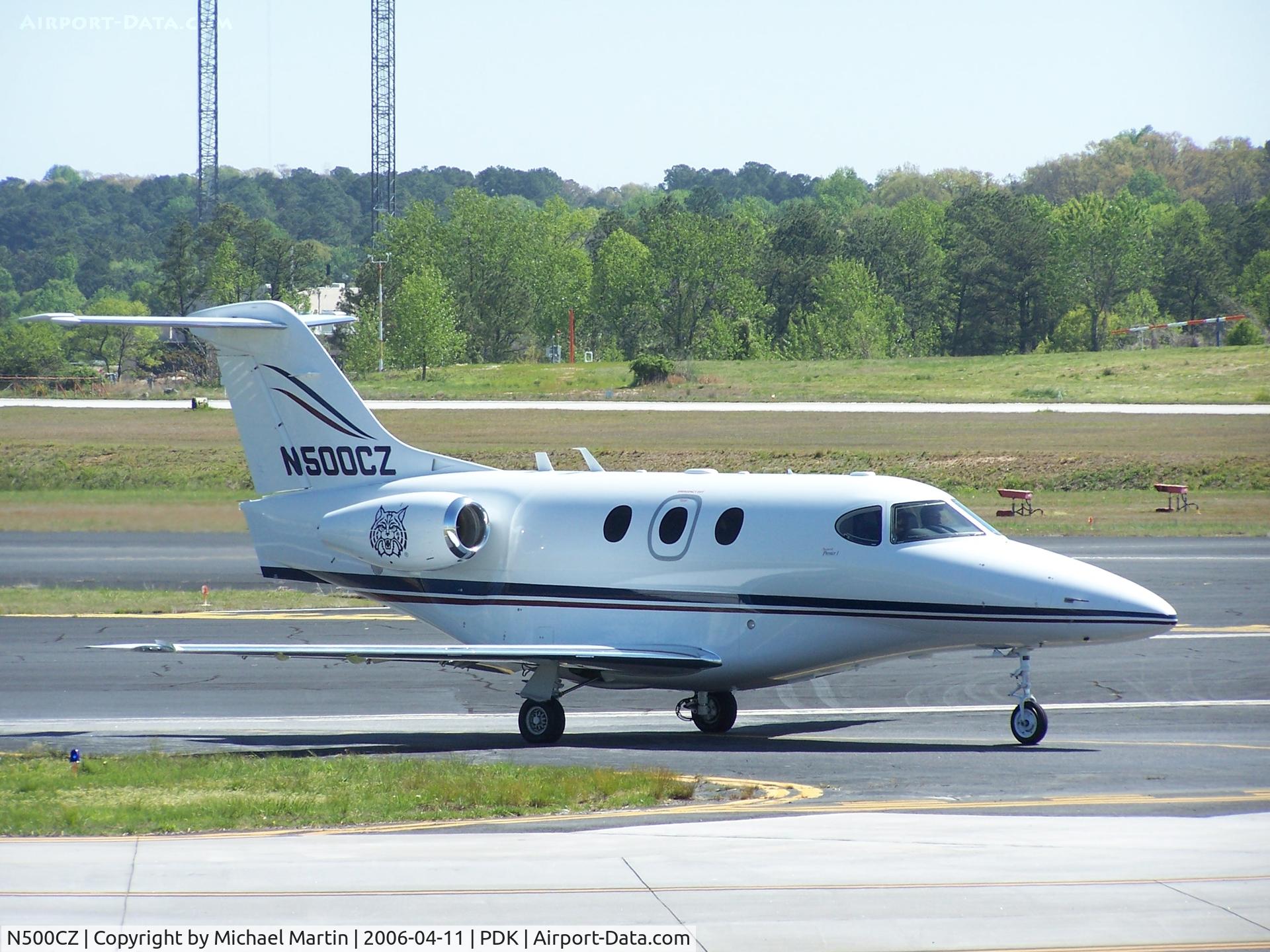 N500CZ, Raytheon Aircraft Company 390 C/N RB-98, Taxing to Runway 2R