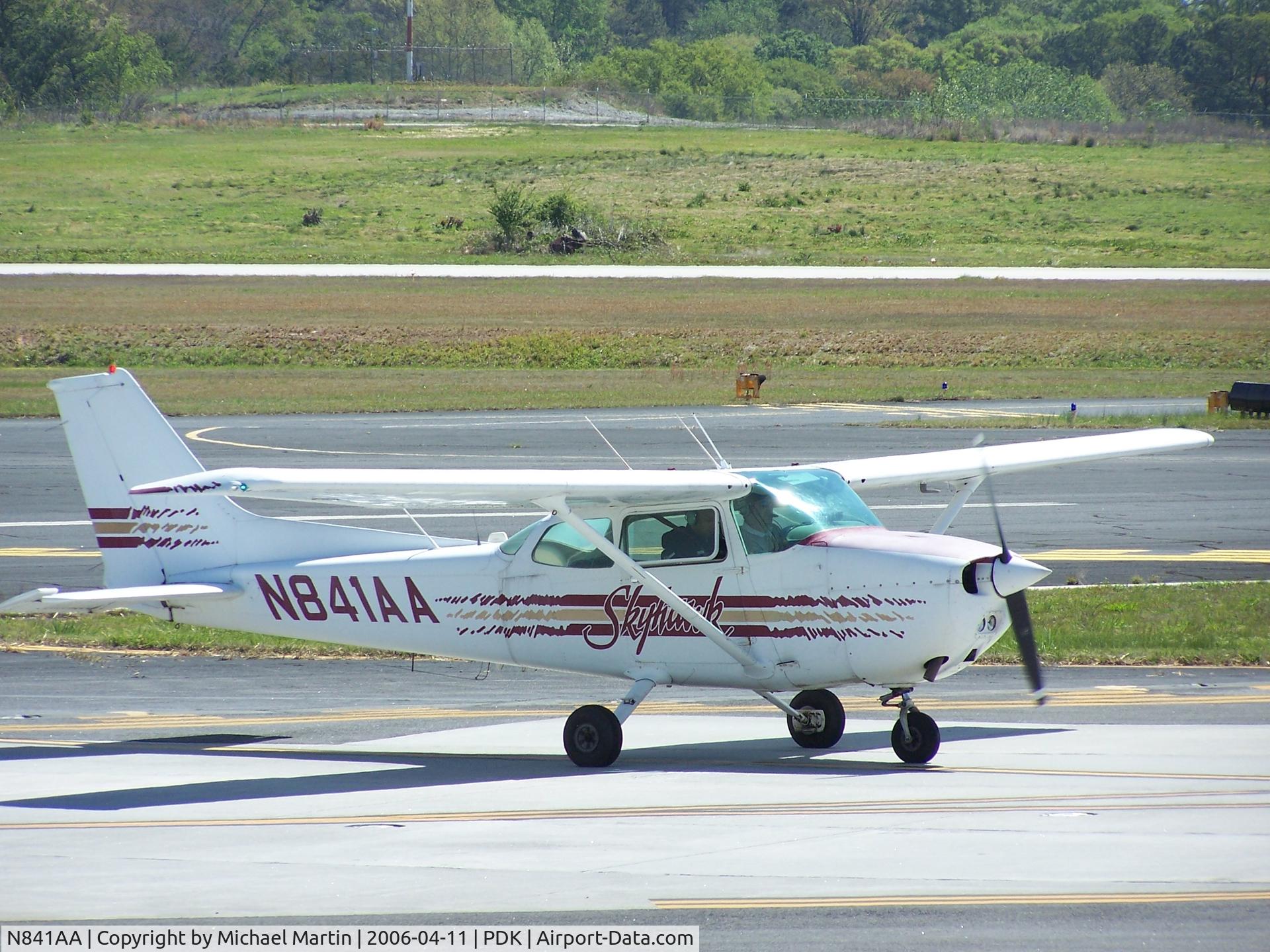 N841AA, 1979 Cessna 172N C/N 17272391, Aviation Atlanta student taxing.