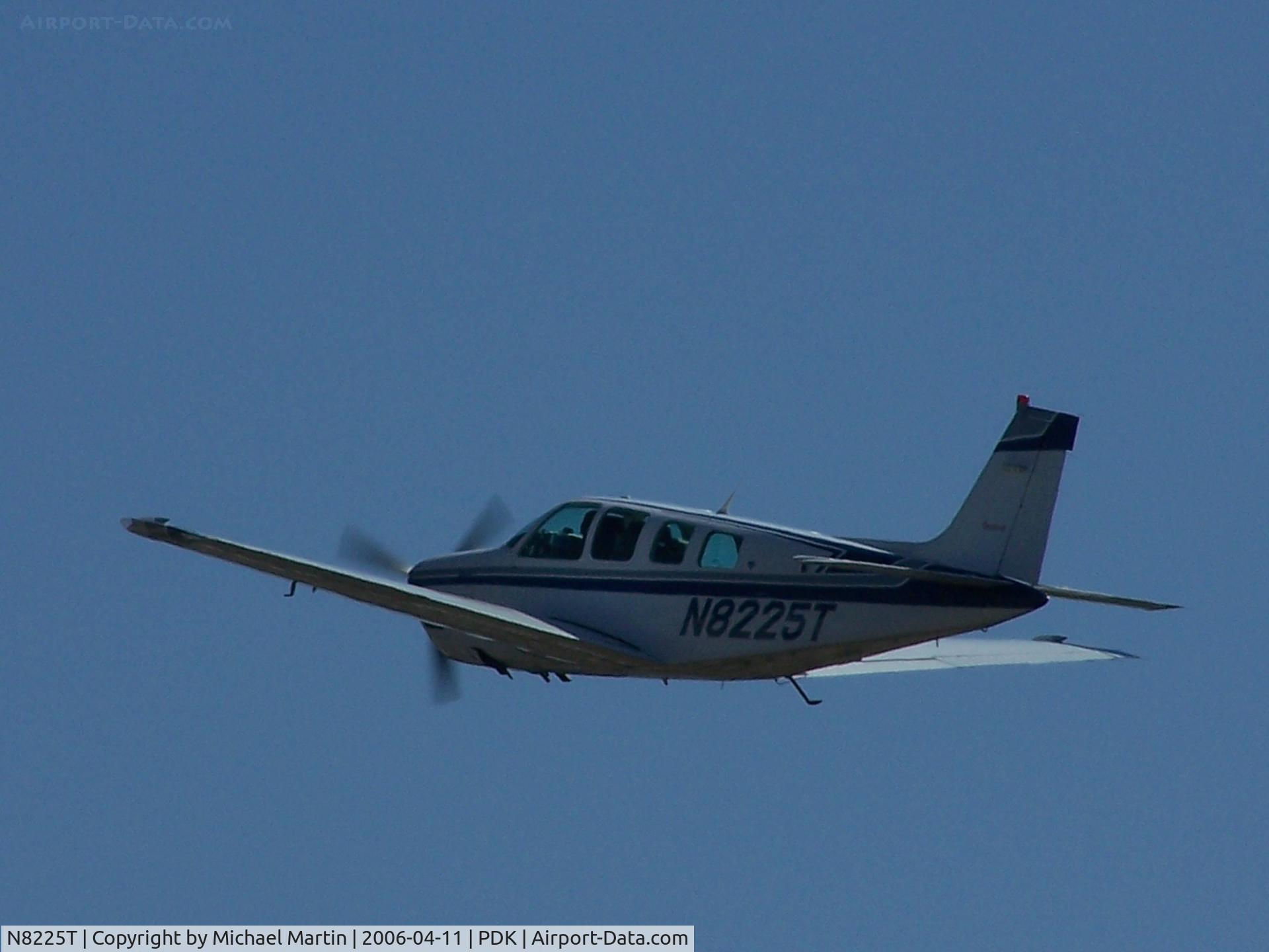 N8225T, 1993 Beech A36 Bonanza 36 C/N E-2801, Departing PDK - Gear Up!