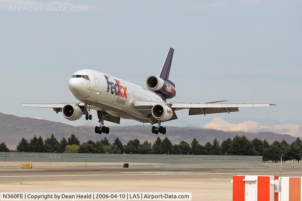 N360FE, 1980 McDonnell Douglas MD-10-10F C/N 46636, FedEx (1980 DC-10-10F) N360FE - FLT FDX990 - arriving RWY 25L from Memphis Int'l (KMEM), Tennessee.