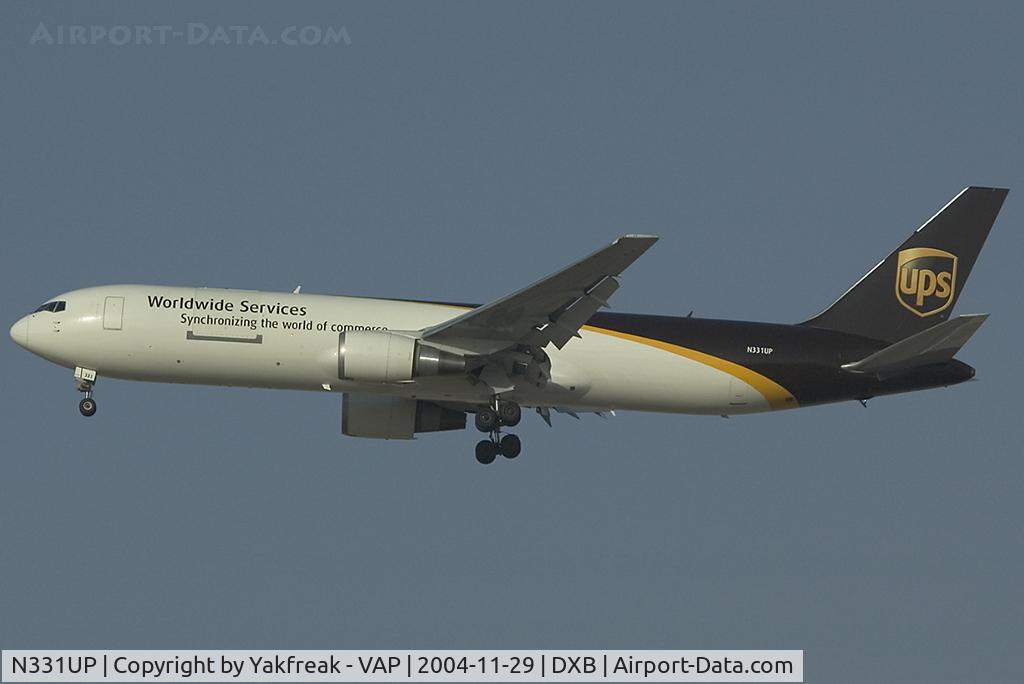N331UP, 1999 Boeing 767-34AF C/N 27757, UPS Boeing 767-300 on short final to DXB