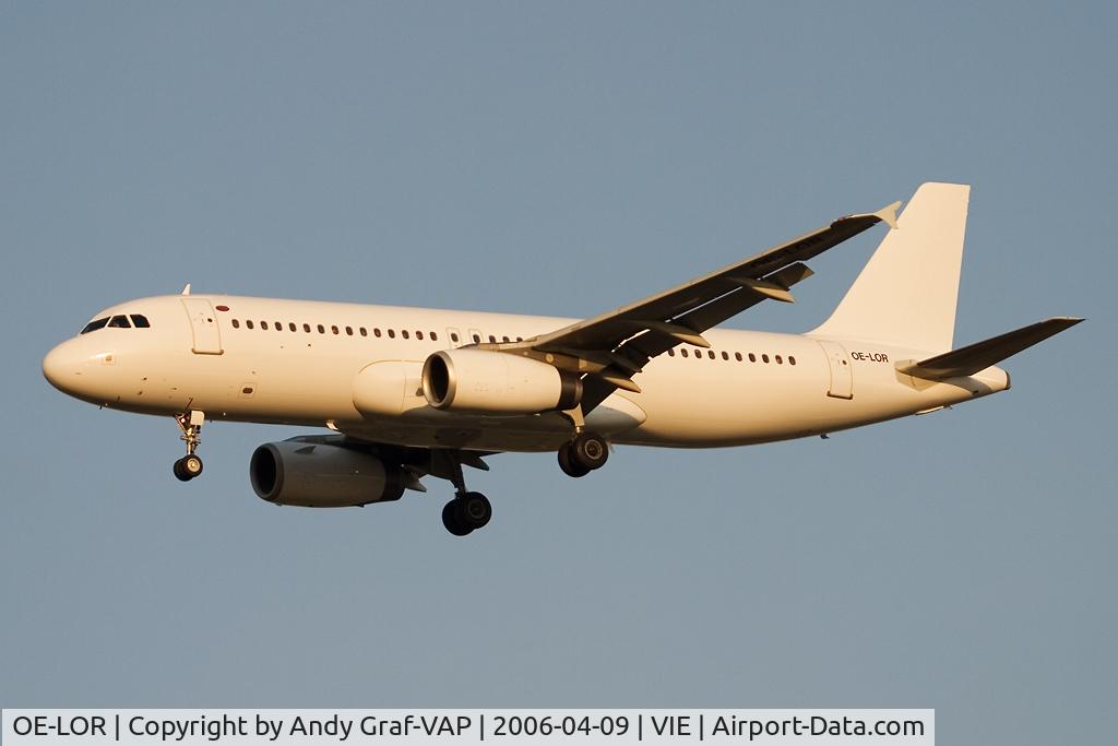 OE-LOR, 2001 Airbus A320-232 C/N 1459, On final RWY34