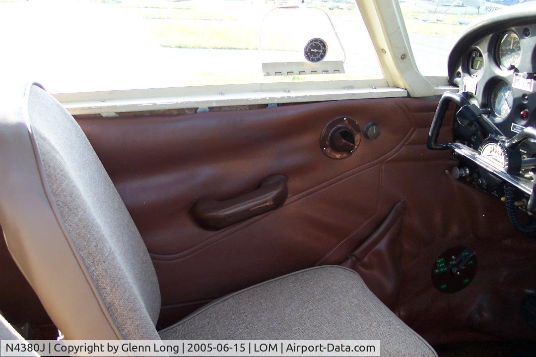 N4380J, 1967 Piper PA-28-140 Cherokee C/N 28-22766, Fresh Seat Covers
