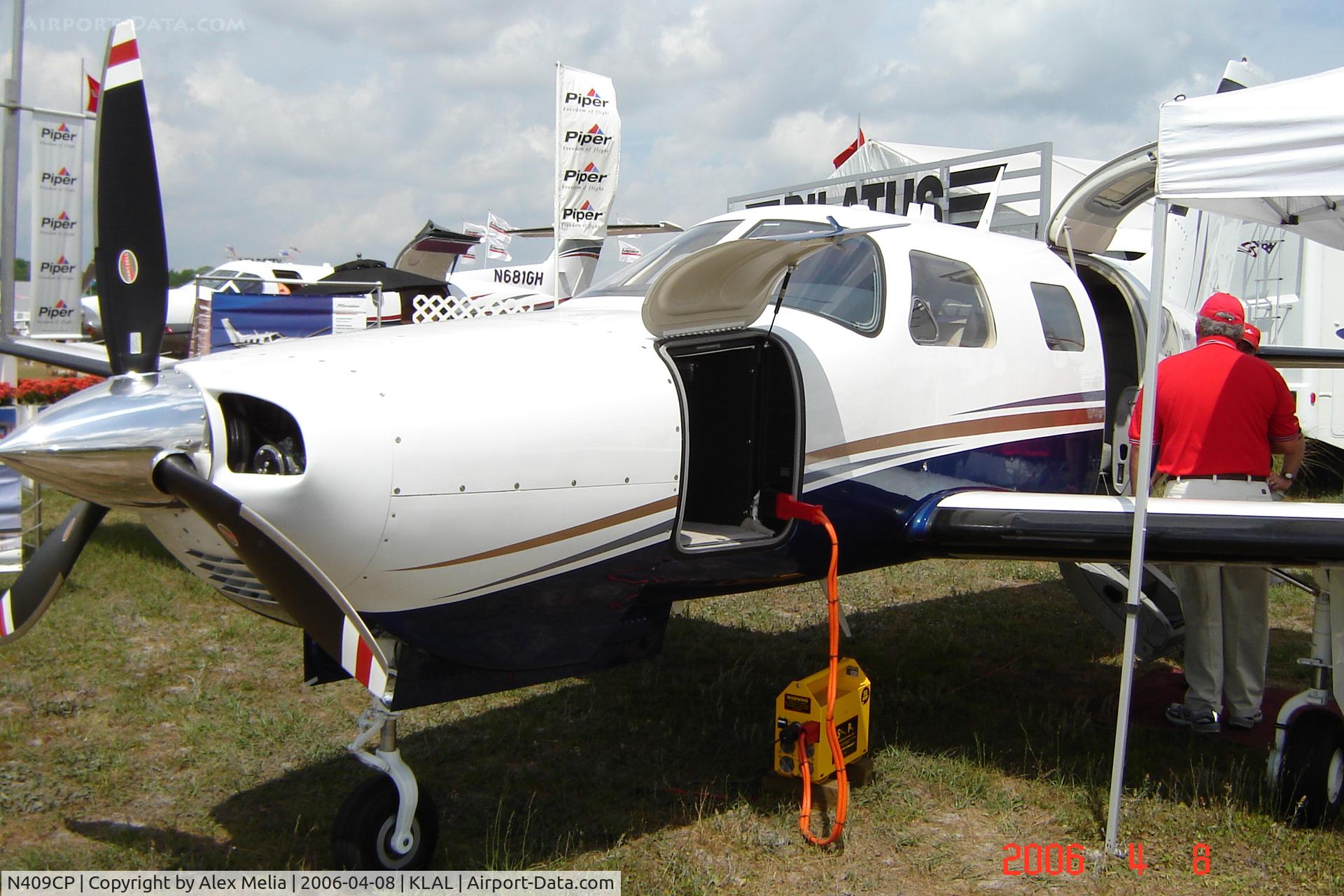 N409CP, 2006 Piper PA-46-350P Malibu Mirage C/N 4636375, Nose view of the Piper Mirage at the 2006 Sun 'N Fun at Lakeland