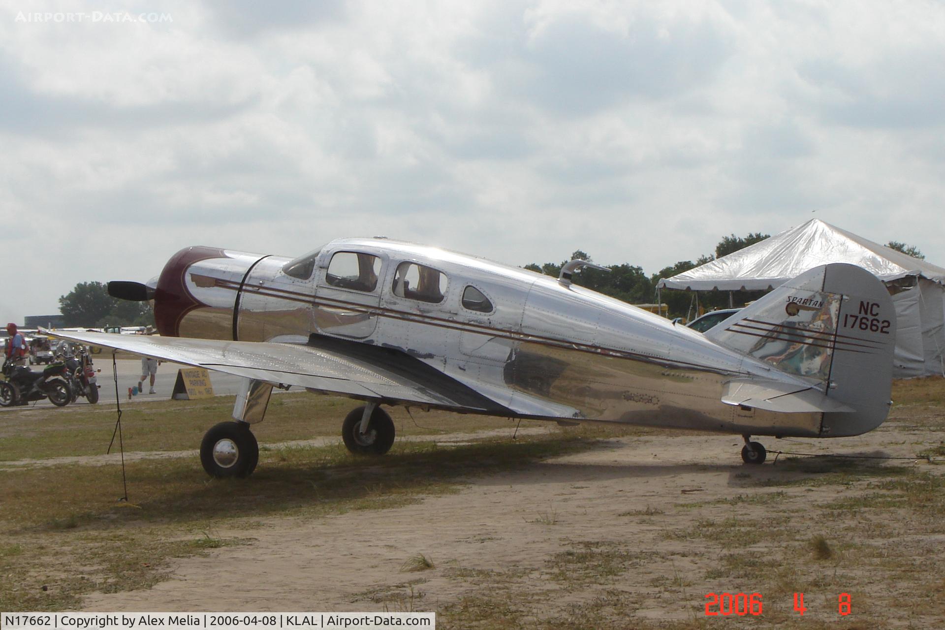 N17662, 1940 Spartan 7W Executive C/N 28, Spartan 7W Executive, last years vintage winner, here at the 2006 Sun 'N Fun